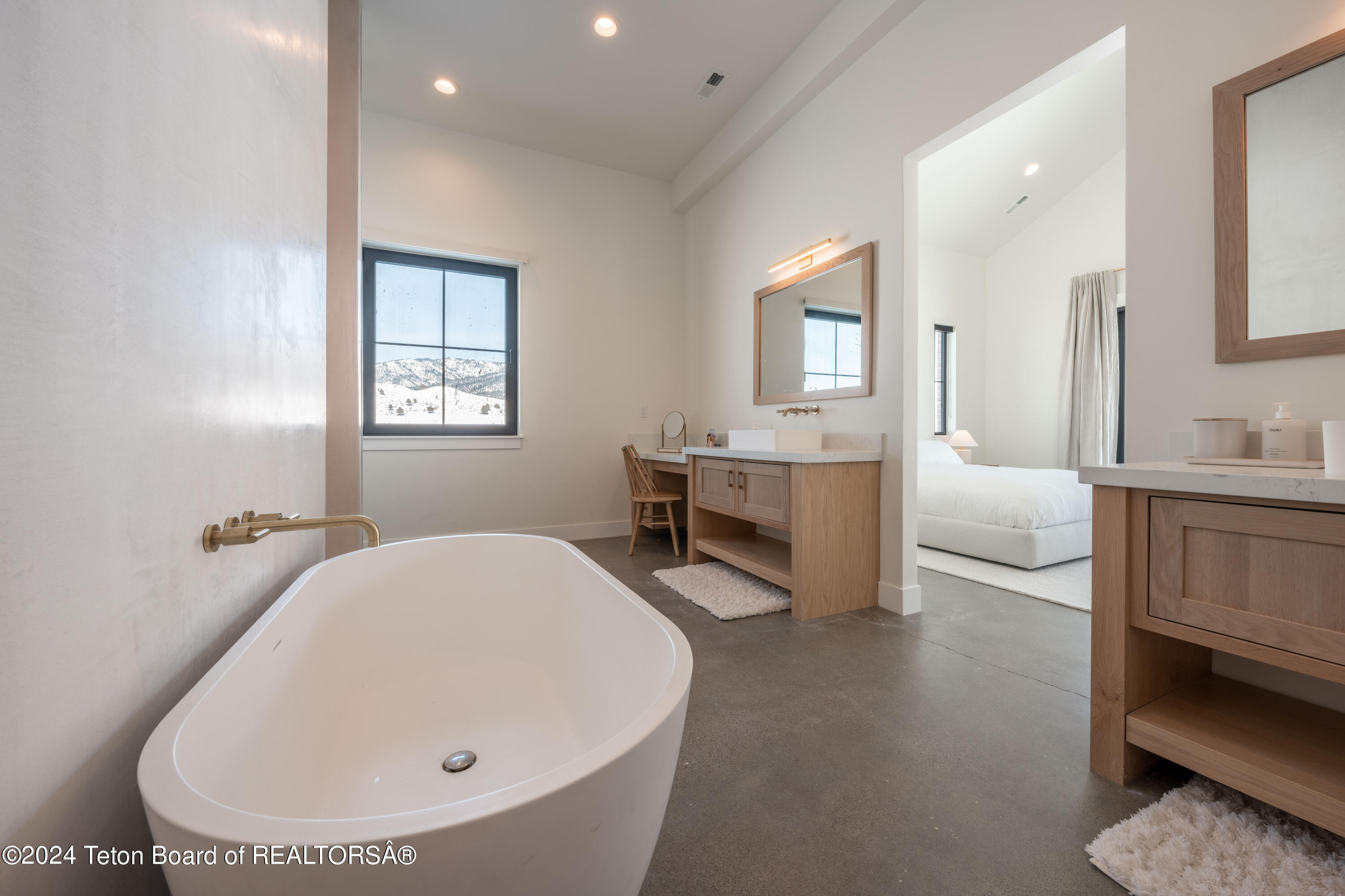 Swan Valley, Idaho 83449, United States, 5 Bedrooms Bedrooms, ,7 BathroomsBathrooms,Residential,Active,64933