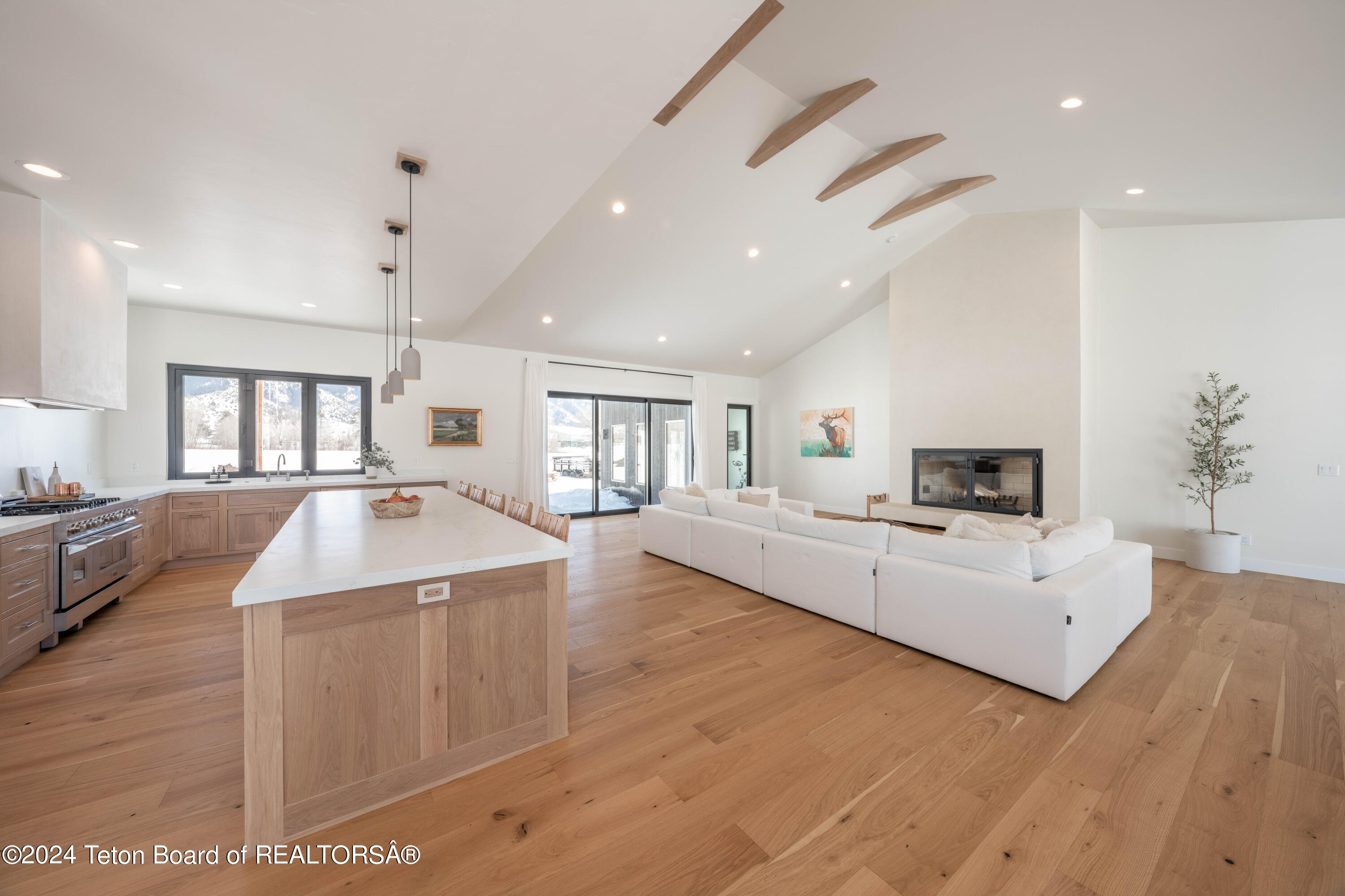 Swan Valley, Idaho 83449, United States, 5 Bedrooms Bedrooms, ,7 BathroomsBathrooms,Residential,Active,64933