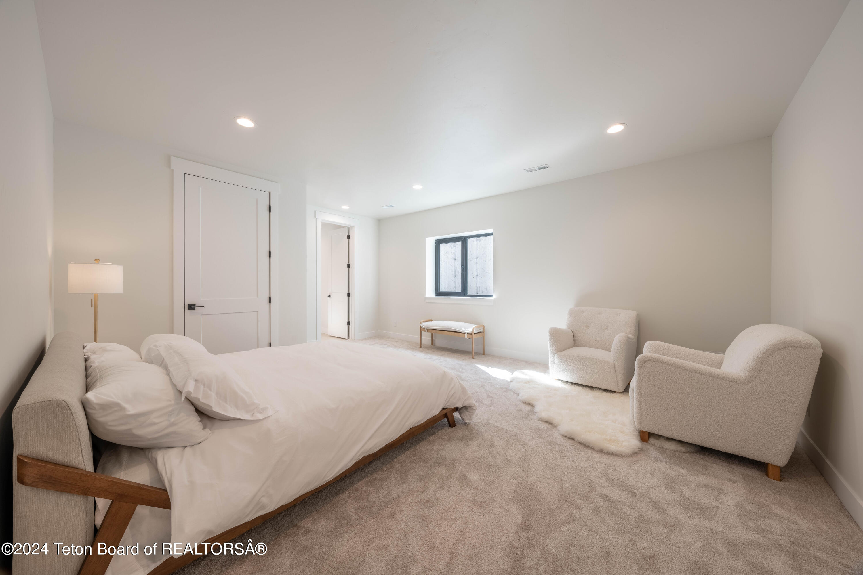 Swan Valley, Idaho 83449, United States, 5 Bedrooms Bedrooms, ,7 BathroomsBathrooms,Residential,Active,64933