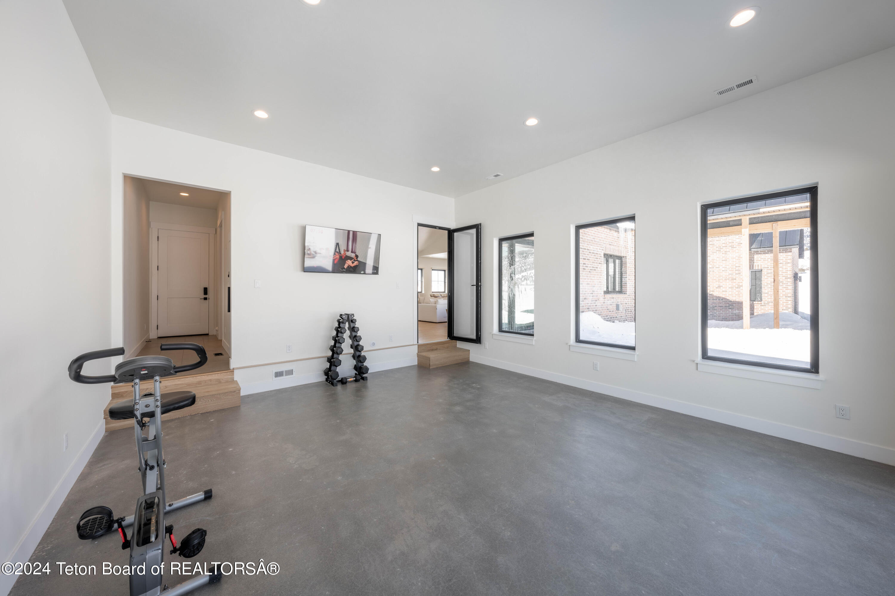 Swan Valley, Idaho 83449, United States, 5 Bedrooms Bedrooms, ,7 BathroomsBathrooms,Residential,Active,64933