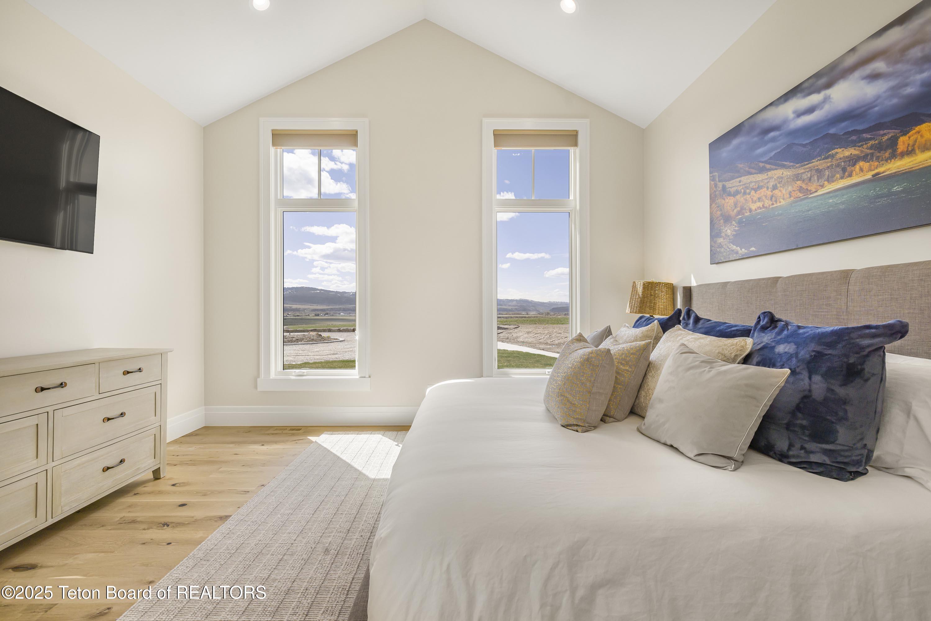 Swan Valley, Idaho 83449, United States, 4 Bedrooms Bedrooms, ,4 BathroomsBathrooms,Residential,Active,181524