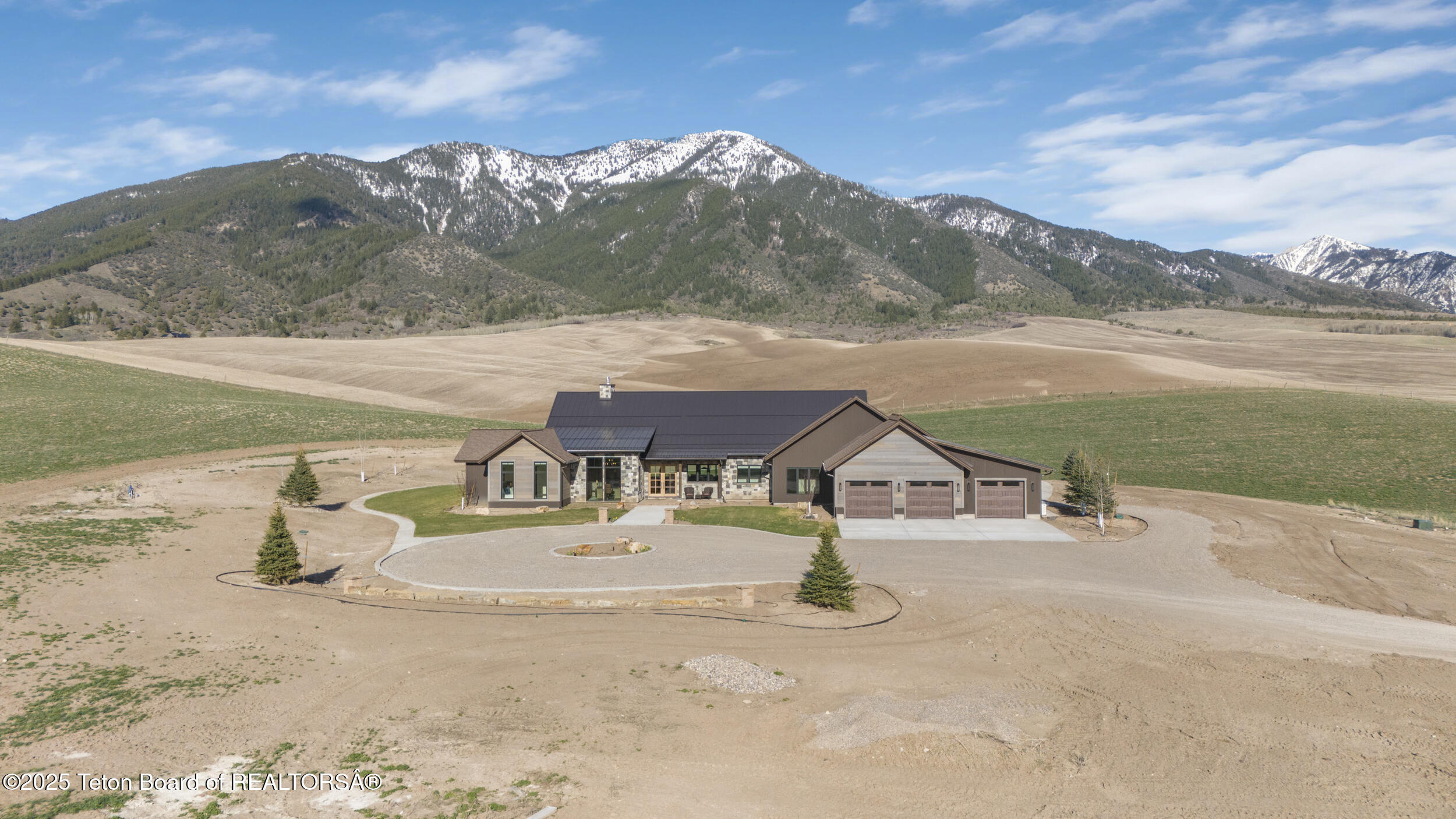 Swan Valley, Idaho 83449, United States, 4 Bedrooms Bedrooms, ,4 BathroomsBathrooms,Residential,Active,181524