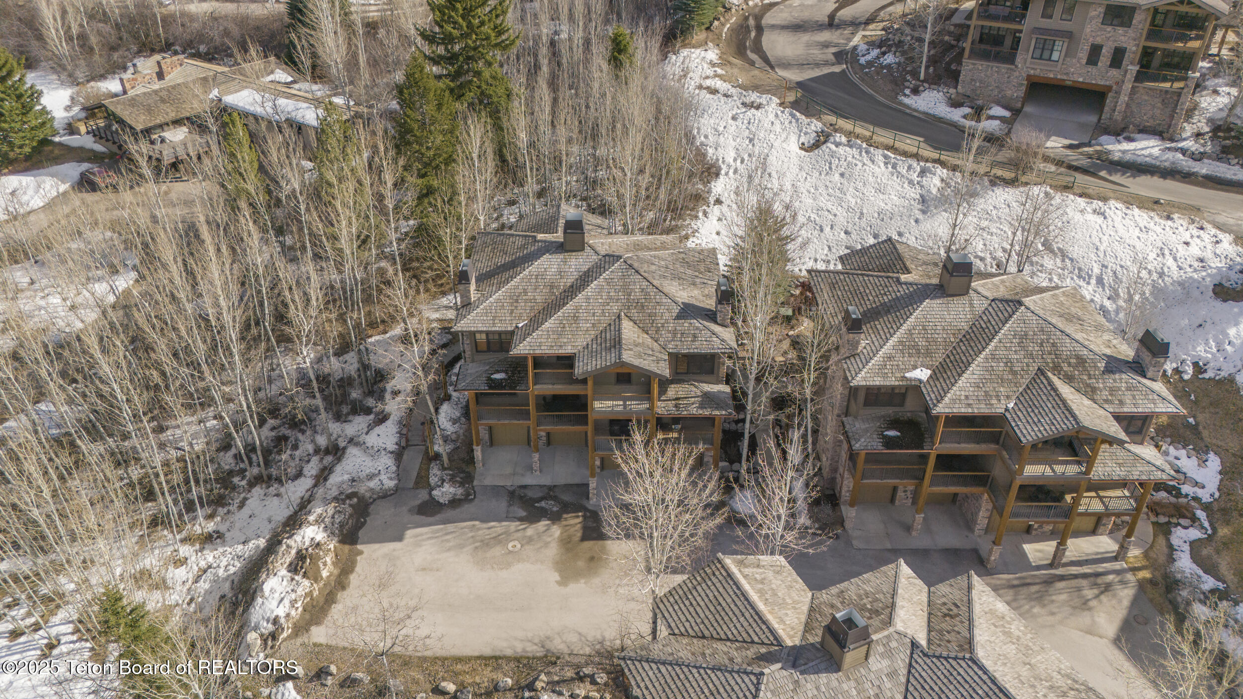 Jackson, Wyoming 83001, United States, 3 Bedrooms Bedrooms, ,3 BathroomsBathrooms,Residential,Active,58139