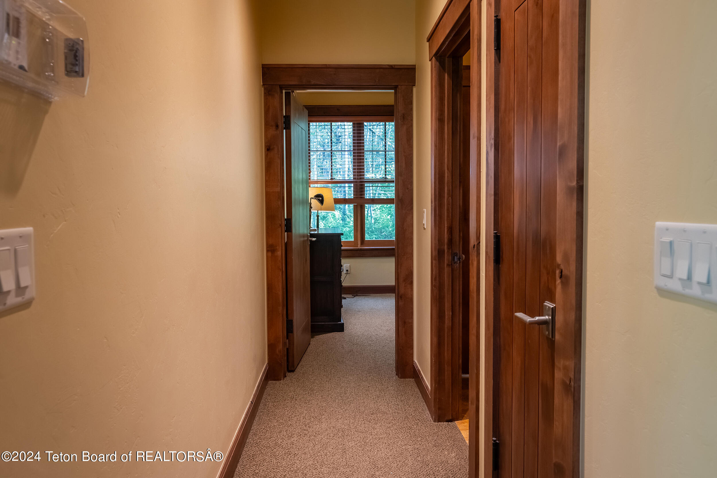 Jackson, Wyoming 83001, United States, 3 Bedrooms Bedrooms, ,3 BathroomsBathrooms,Residential,Active,58139