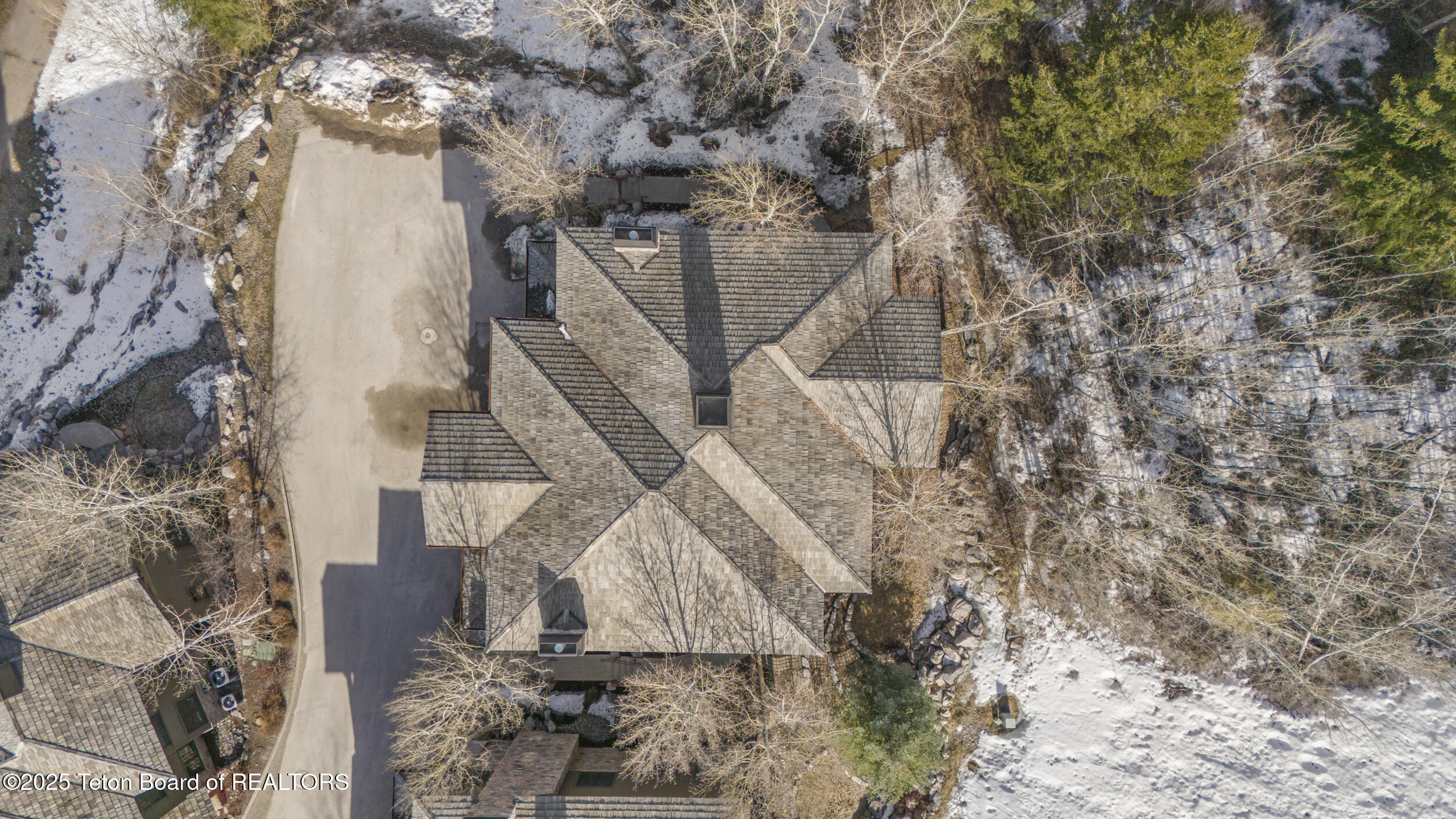 Jackson, Wyoming 83001, United States, 3 Bedrooms Bedrooms, ,3 BathroomsBathrooms,Residential,Active,58139