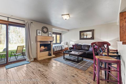 Photo of 4450 Berry Drive #3913, Wilson, WY 83014 (MLS # 25-2650) Photo of 4450 Berry Drive #3913, Wilson, WY 83014 (MLS # 25-2650)