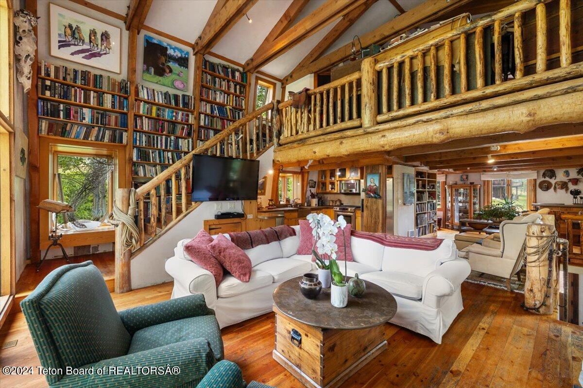 Jackson, Wyoming 83001, United States, 1 Bedroom Bedrooms, ,3 BathroomsBathrooms,Residential,Pending,52514