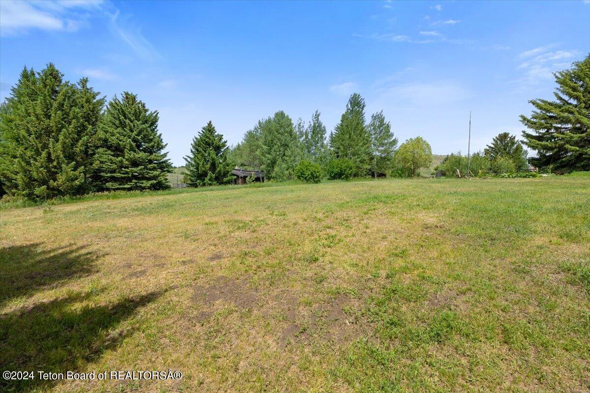 Jackson, Wyoming 83001, United States, 1 Bedroom Bedrooms, ,3 BathroomsBathrooms,Residential,Pending,52514