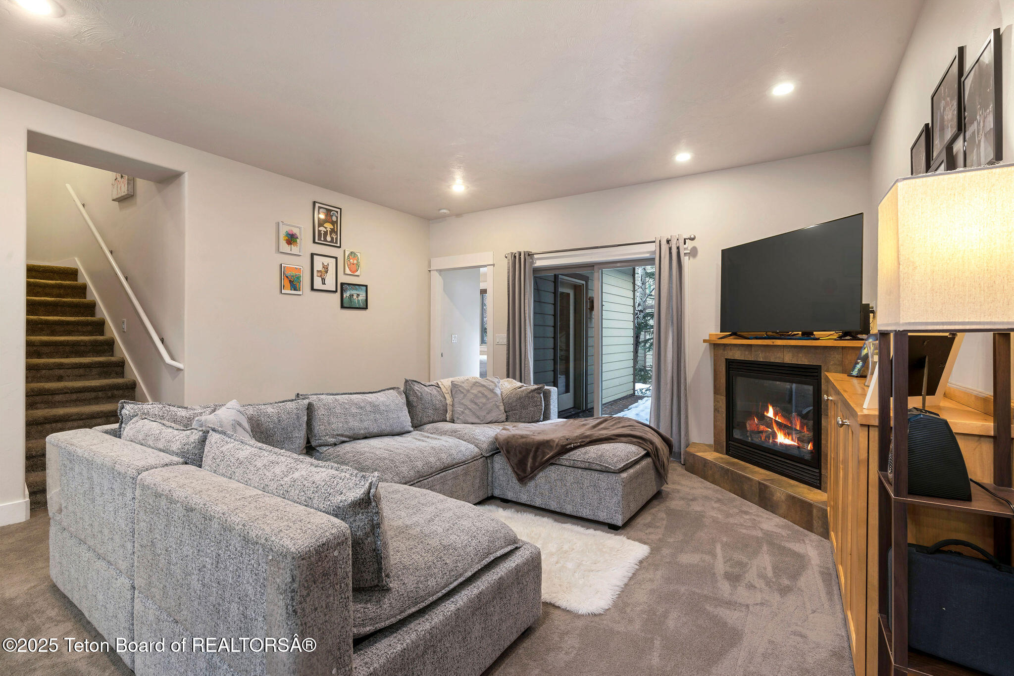 Victor, Idaho 83455, United States, 3 Bedrooms Bedrooms, ,4 BathroomsBathrooms,Residential,Active,83180