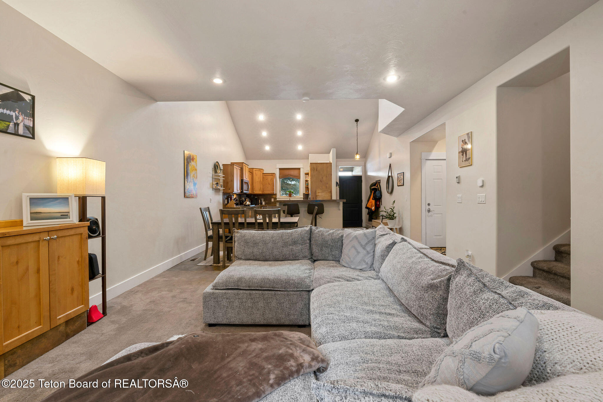 Victor, Idaho 83455, United States, 3 Bedrooms Bedrooms, ,4 BathroomsBathrooms,Residential,Active,83180