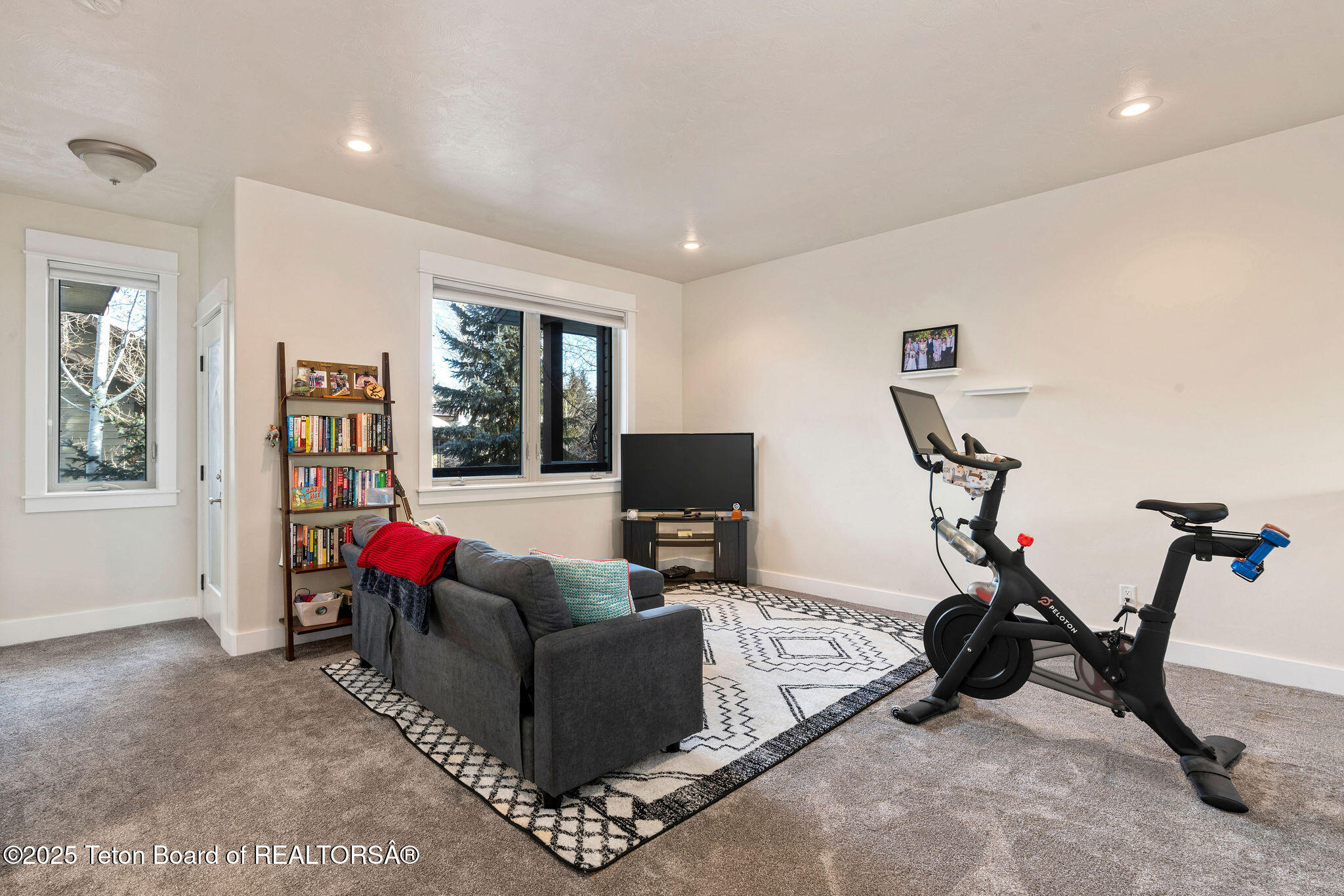 Victor, Idaho 83455, United States, 3 Bedrooms Bedrooms, ,4 BathroomsBathrooms,Residential,Active,83180