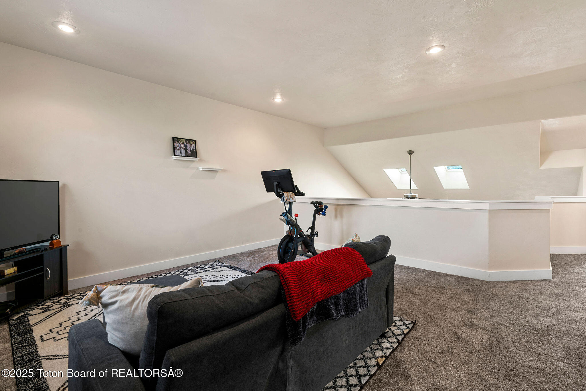 Victor, Idaho 83455, United States, 3 Bedrooms Bedrooms, ,4 BathroomsBathrooms,Residential,Active,83180