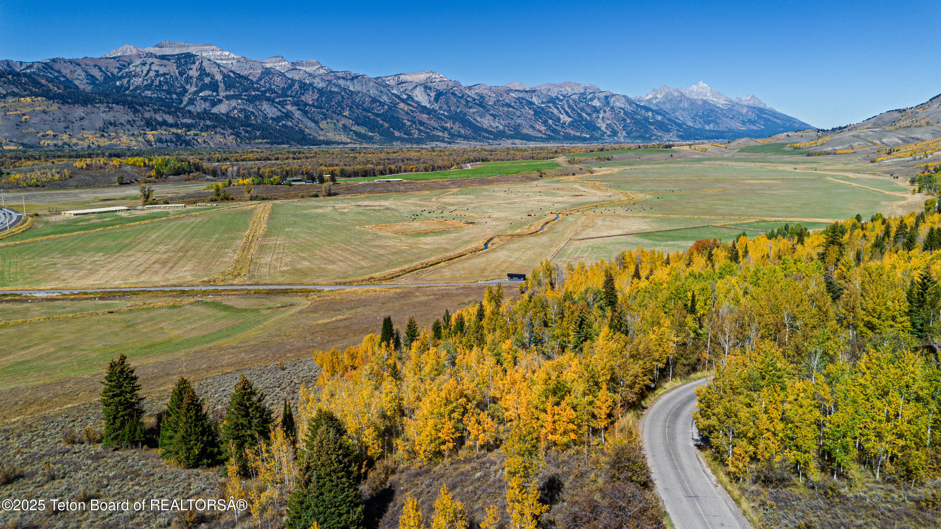 Jackson, Wyoming 83001, United States, 5 Bedrooms Bedrooms, ,3 BathroomsBathrooms,Residential,Active,198266