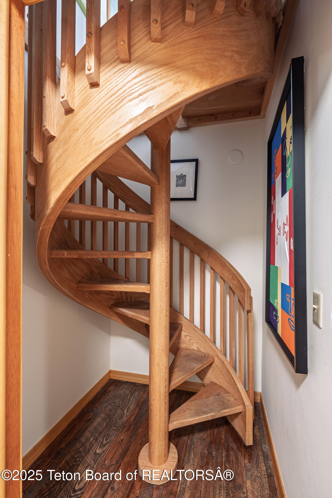 Jackson, Wyoming 83001, United States, 5 Bedrooms Bedrooms, ,3 BathroomsBathrooms,Residential,Active,198266