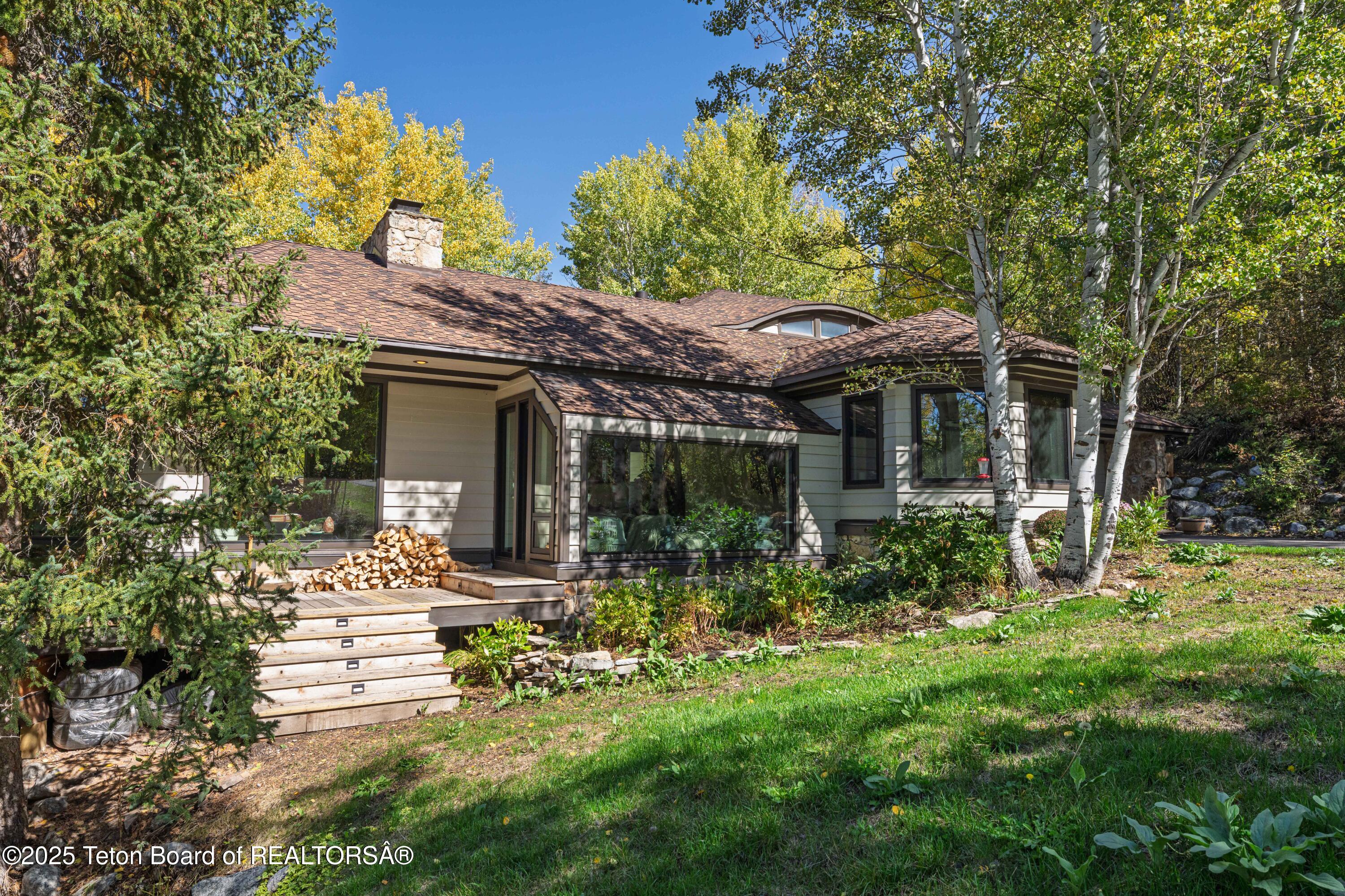 Jackson, Wyoming 83001, United States, 5 Bedrooms Bedrooms, ,3 BathroomsBathrooms,Residential,Active,198266