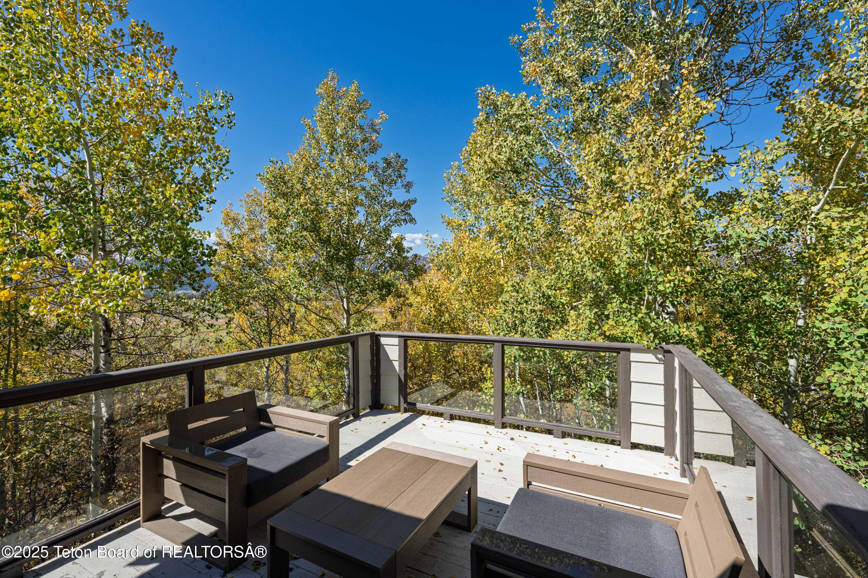 Jackson, Wyoming 83001, United States, 5 Bedrooms Bedrooms, ,3 BathroomsBathrooms,Residential,Active,198266