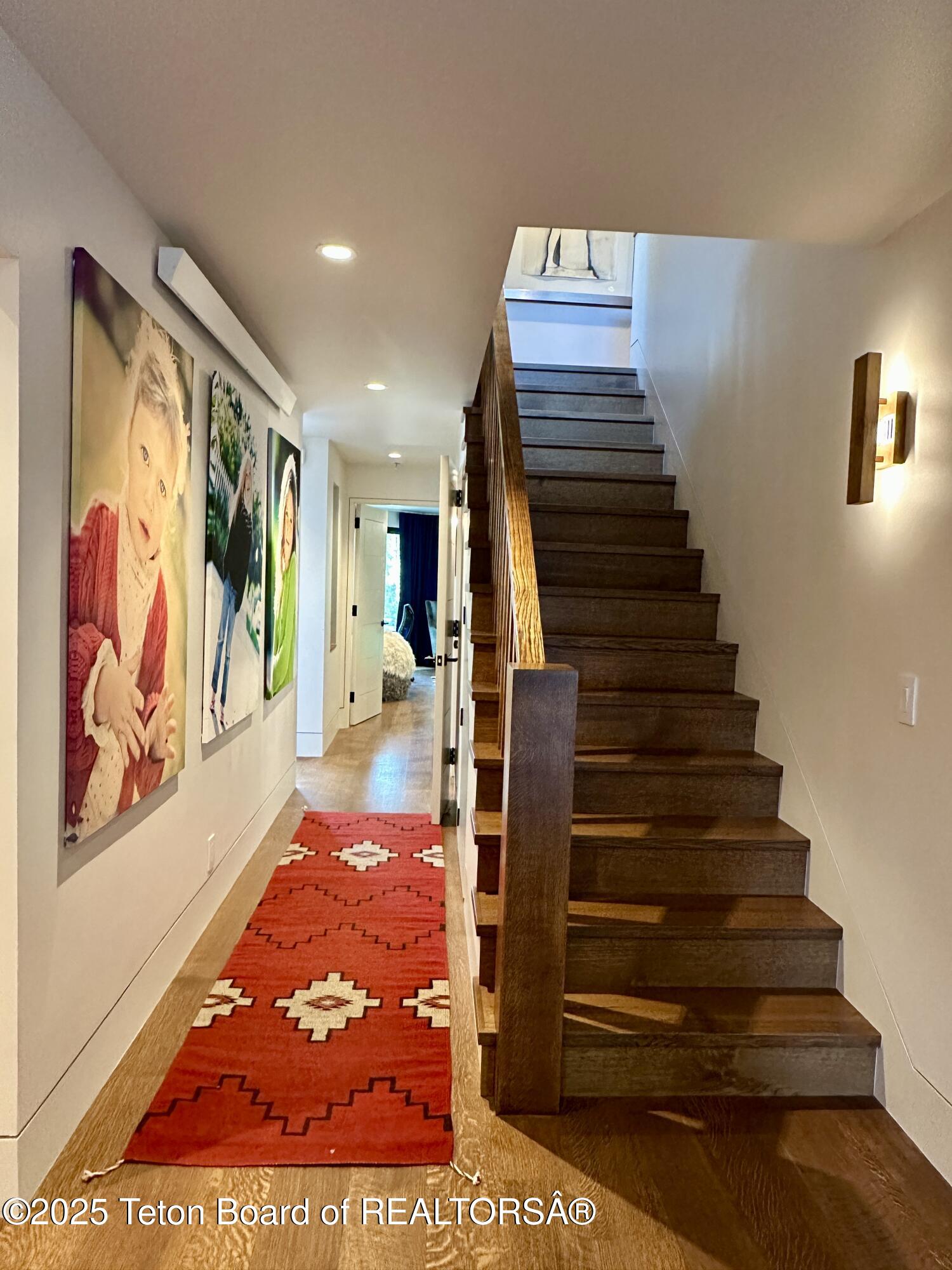 Jackson, Wyoming 83001, United States, 5 Bedrooms Bedrooms, ,3 BathroomsBathrooms,Residential,Active,198266