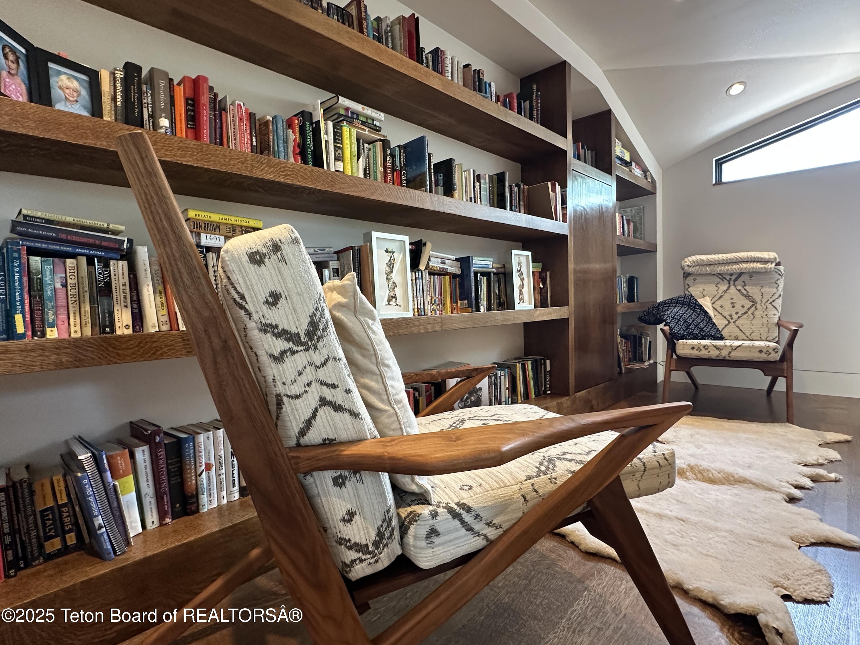 Jackson, Wyoming 83001, United States, 5 Bedrooms Bedrooms, ,3 BathroomsBathrooms,Residential,Active,198266