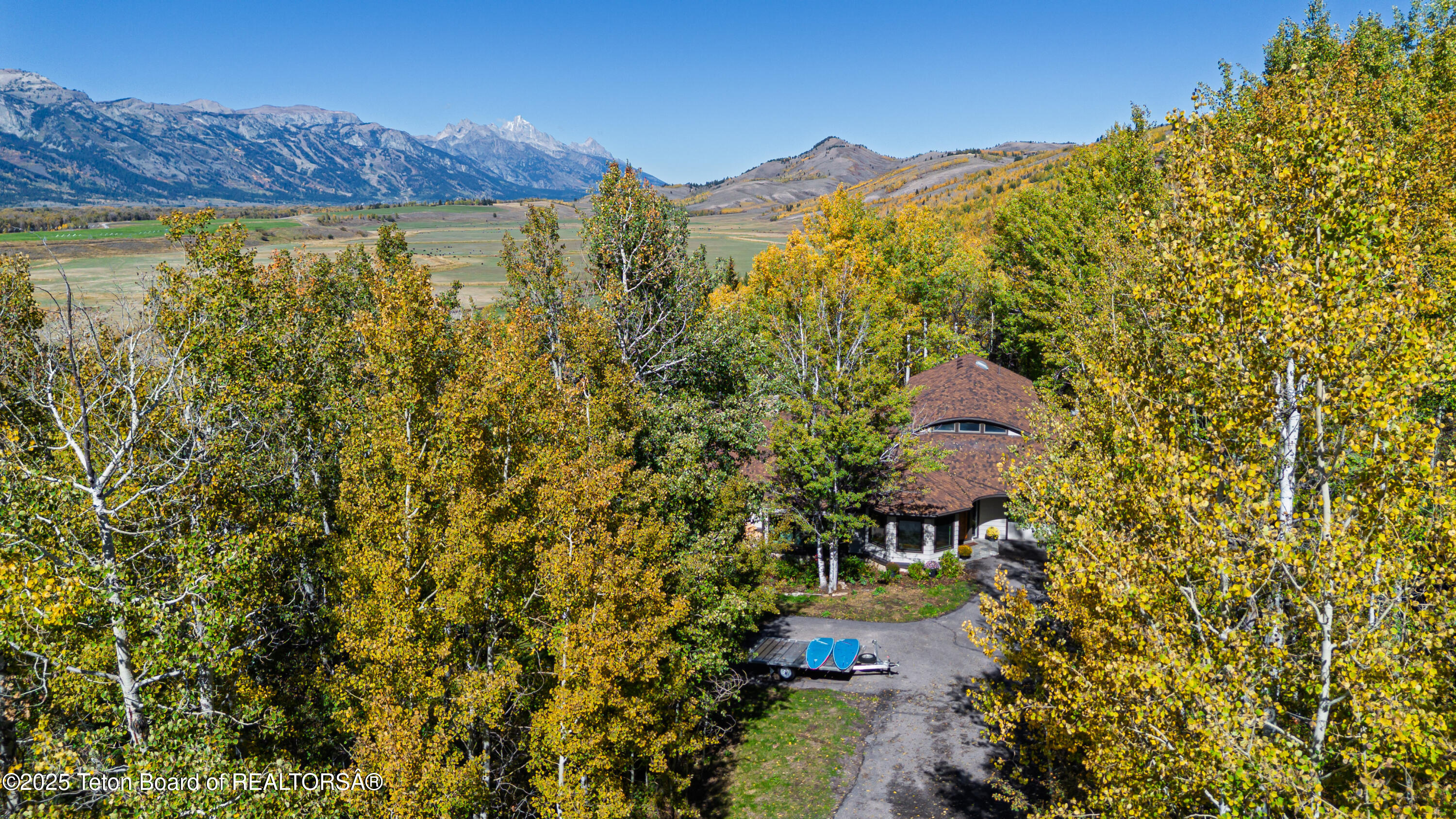 Jackson, Wyoming 83001, United States, 5 Bedrooms Bedrooms, ,3 BathroomsBathrooms,Residential,Active,198266