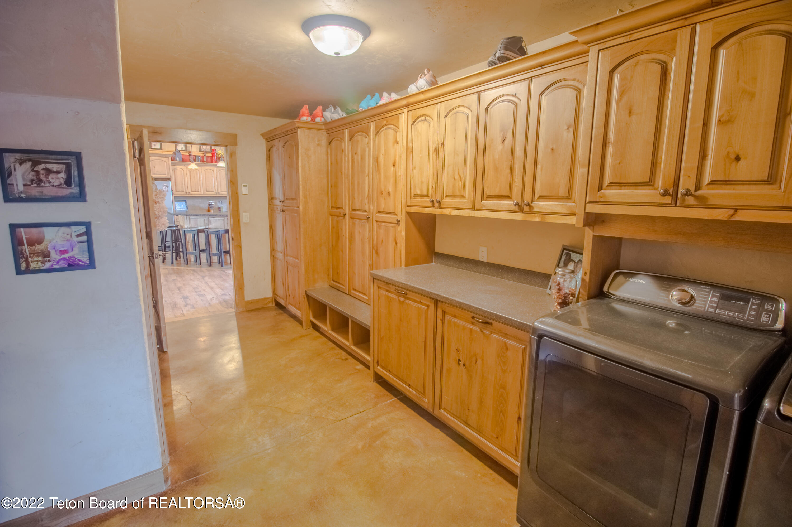 Victor, Idaho 83455, United States, 7 Bedrooms Bedrooms, ,4 BathroomsBathrooms,Residential,Pending,53722