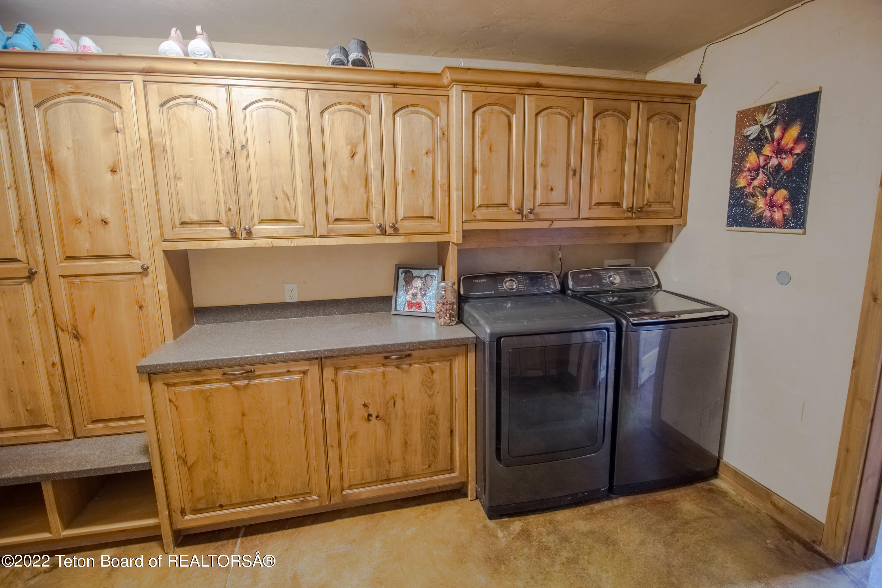 Victor, Idaho 83455, United States, 7 Bedrooms Bedrooms, ,4 BathroomsBathrooms,Residential,Pending,53722