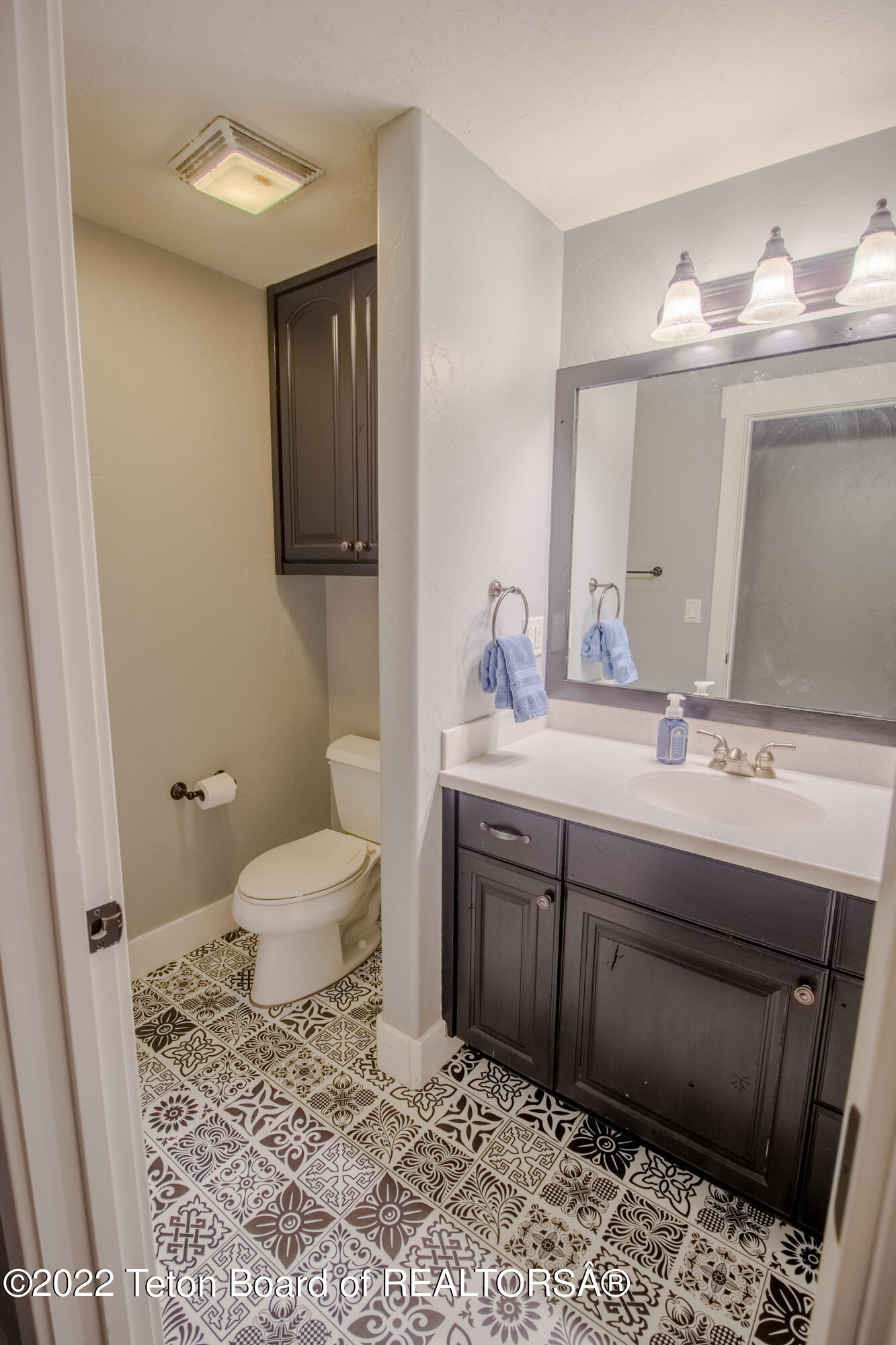 Victor, Idaho 83455, United States, 7 Bedrooms Bedrooms, ,4 BathroomsBathrooms,Residential,Pending,53722