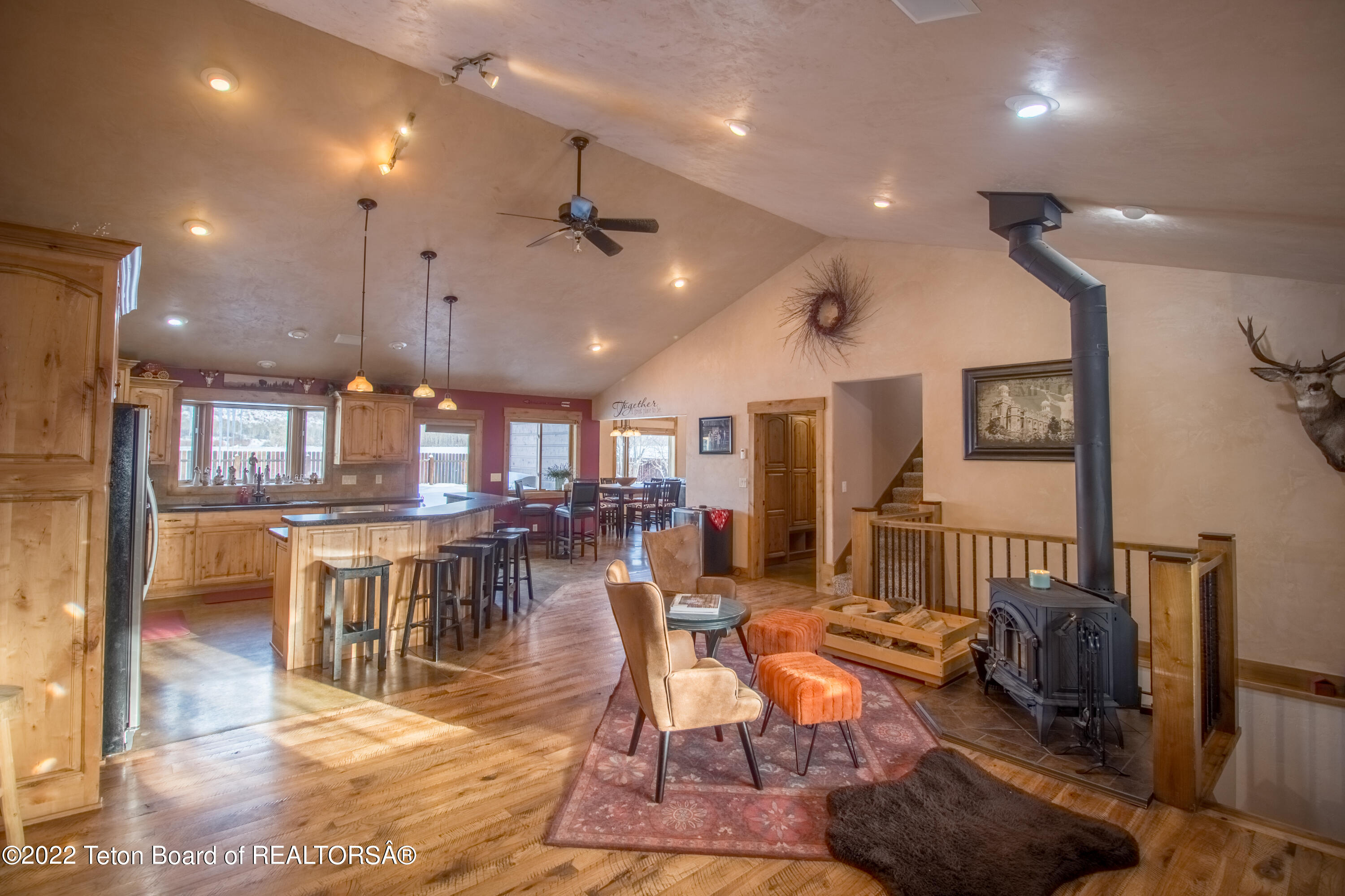 Victor, Idaho 83455, United States, 7 Bedrooms Bedrooms, ,4 BathroomsBathrooms,Residential,Pending,53722