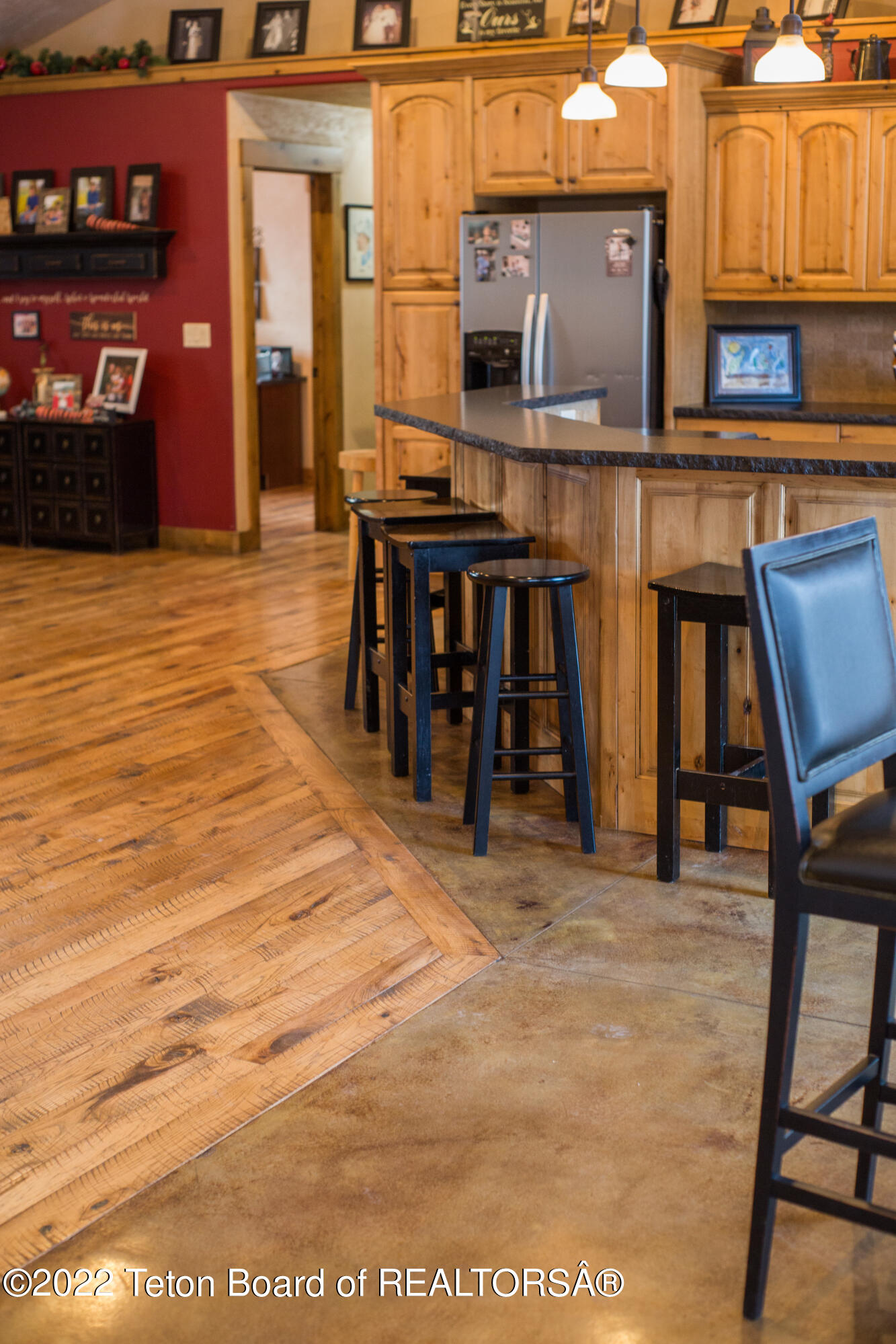 Victor, Idaho 83455, United States, 7 Bedrooms Bedrooms, ,4 BathroomsBathrooms,Residential,Pending,53722