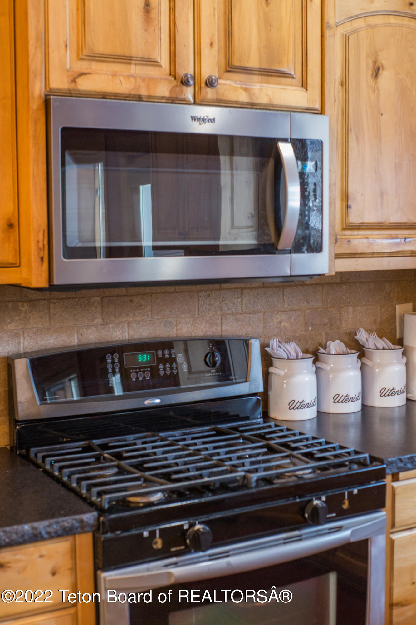 Victor, Idaho 83455, United States, 7 Bedrooms Bedrooms, ,4 BathroomsBathrooms,Residential,Pending,53722