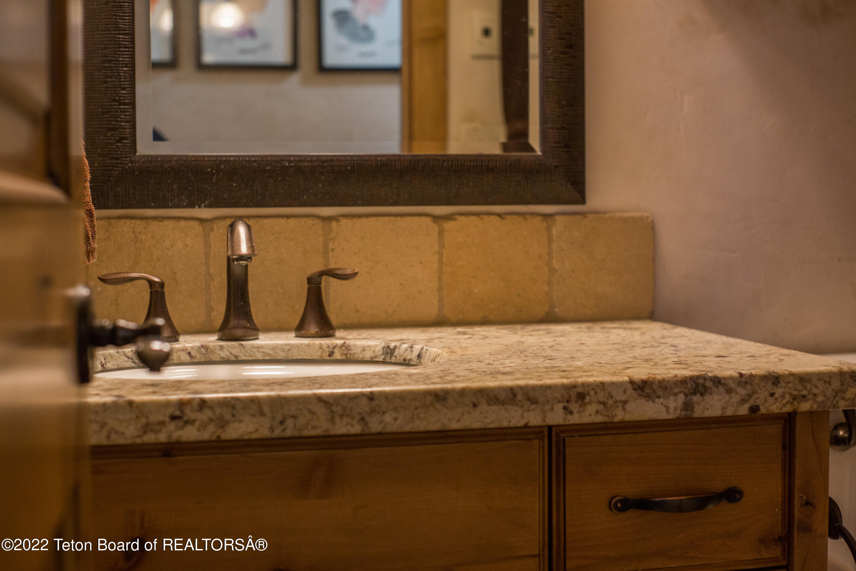 Victor, Idaho 83455, United States, 7 Bedrooms Bedrooms, ,4 BathroomsBathrooms,Residential,Pending,53722