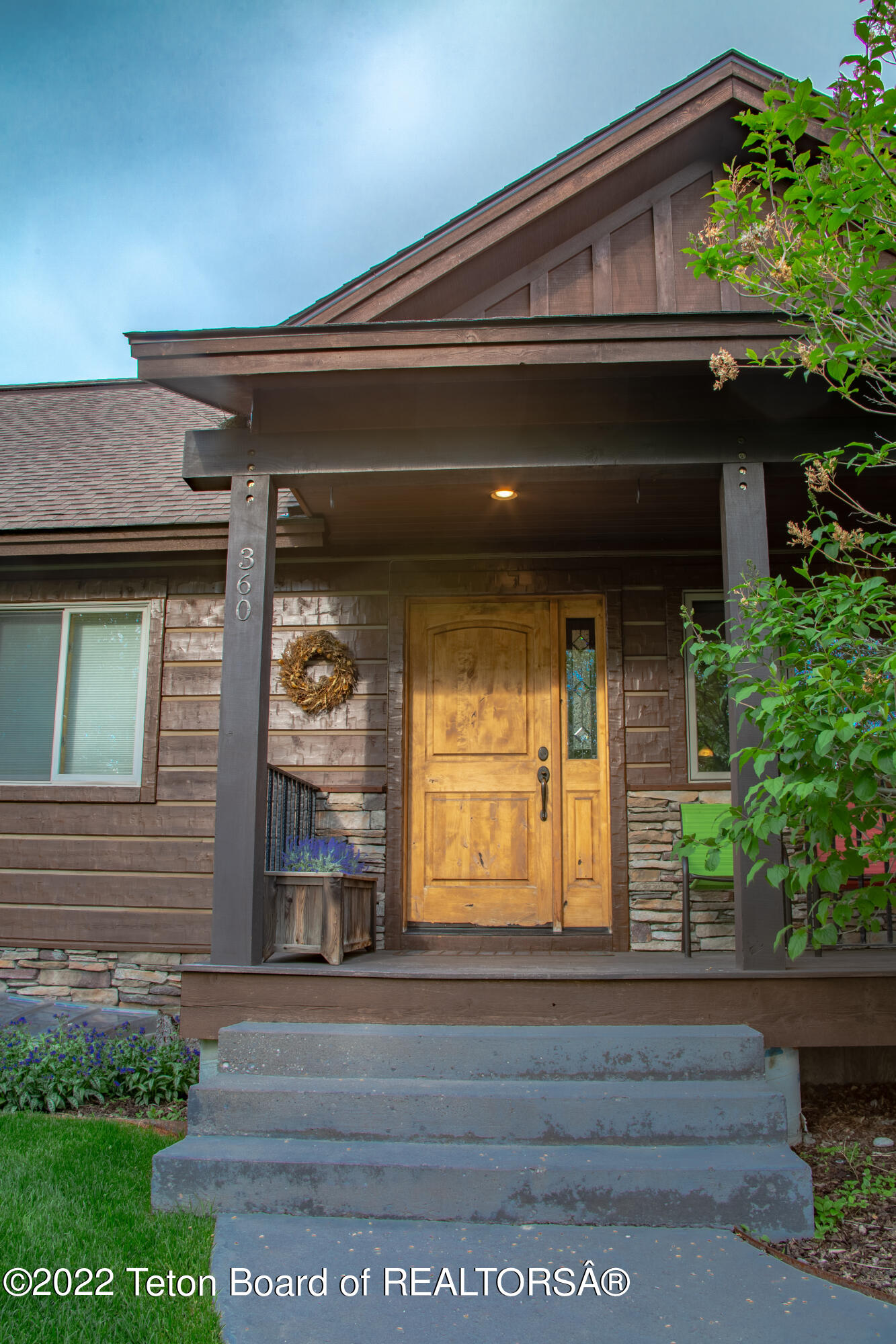 Victor, Idaho 83455, United States, 7 Bedrooms Bedrooms, ,4 BathroomsBathrooms,Residential,Pending,53722