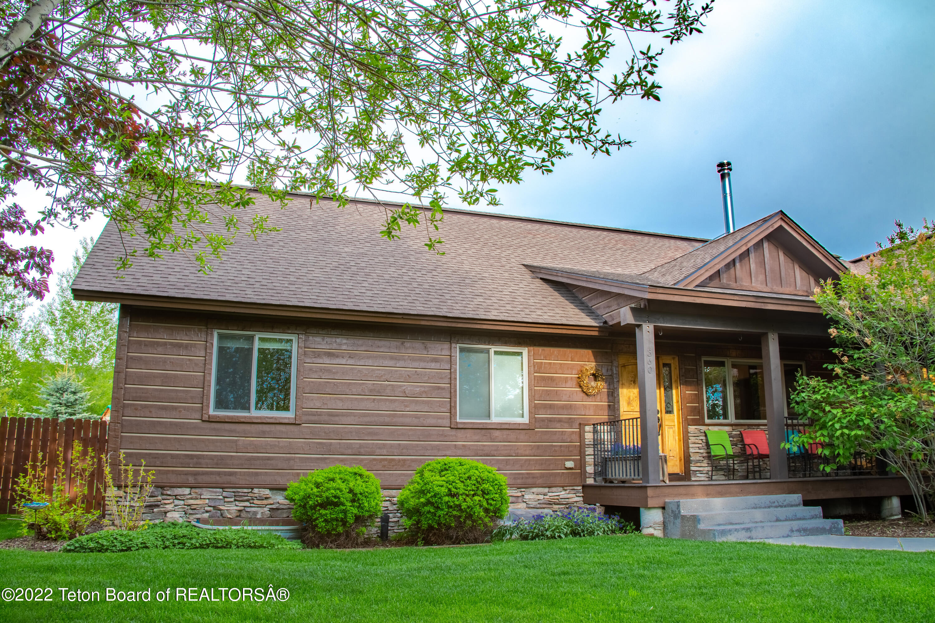 Victor, Idaho 83455, United States, 7 Bedrooms Bedrooms, ,4 BathroomsBathrooms,Residential,Pending,53722