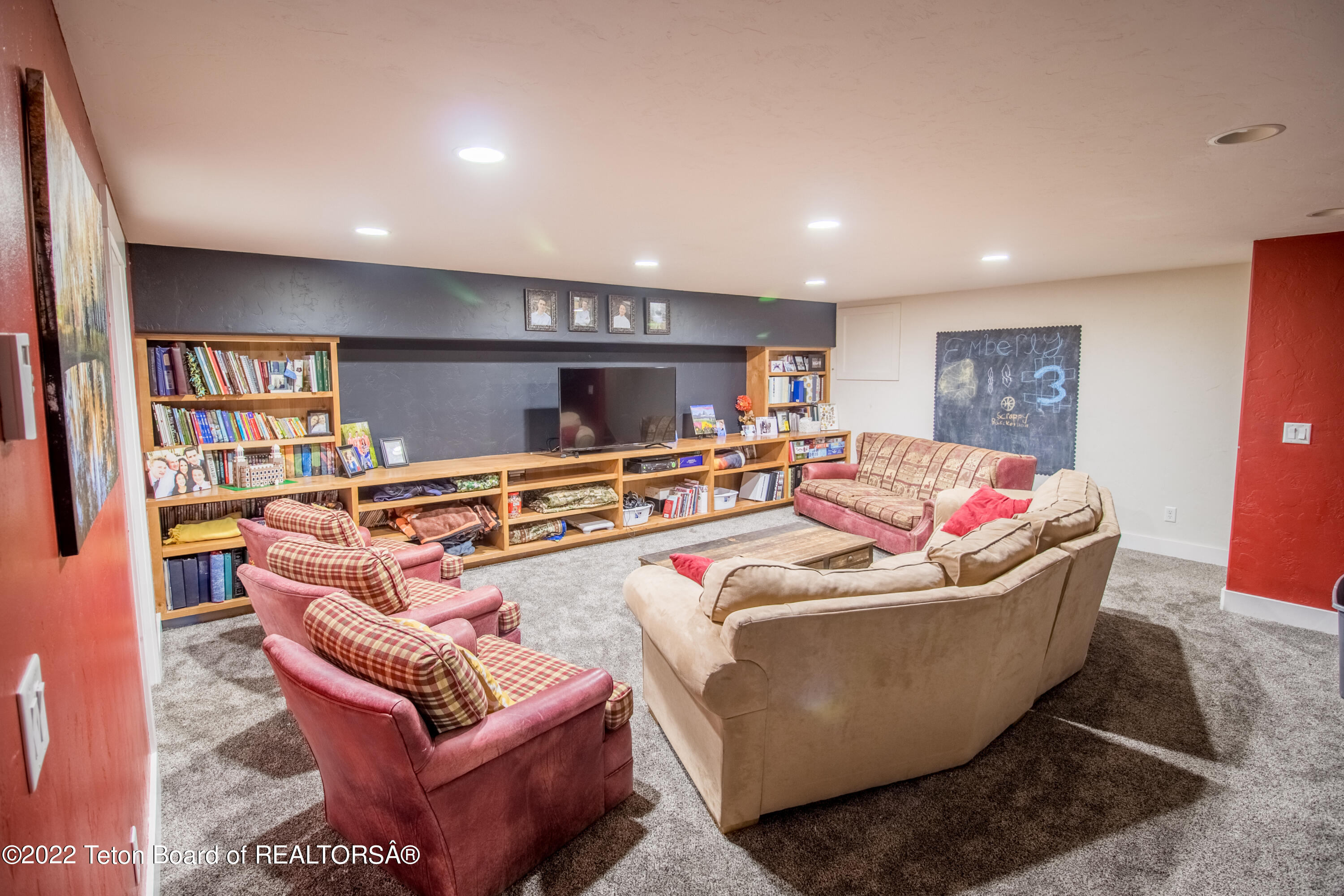 Victor, Idaho 83455, United States, 7 Bedrooms Bedrooms, ,4 BathroomsBathrooms,Residential,Pending,53722