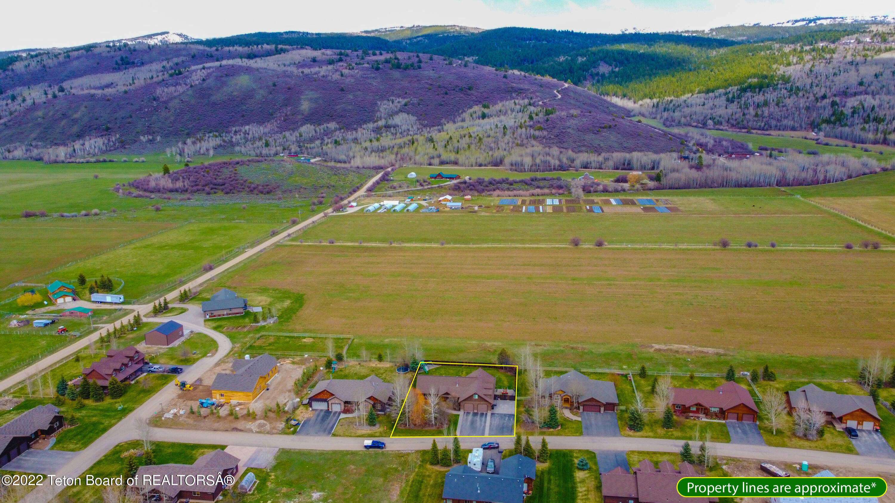 Victor, Idaho 83455, United States, 7 Bedrooms Bedrooms, ,4 BathroomsBathrooms,Residential,Pending,53722