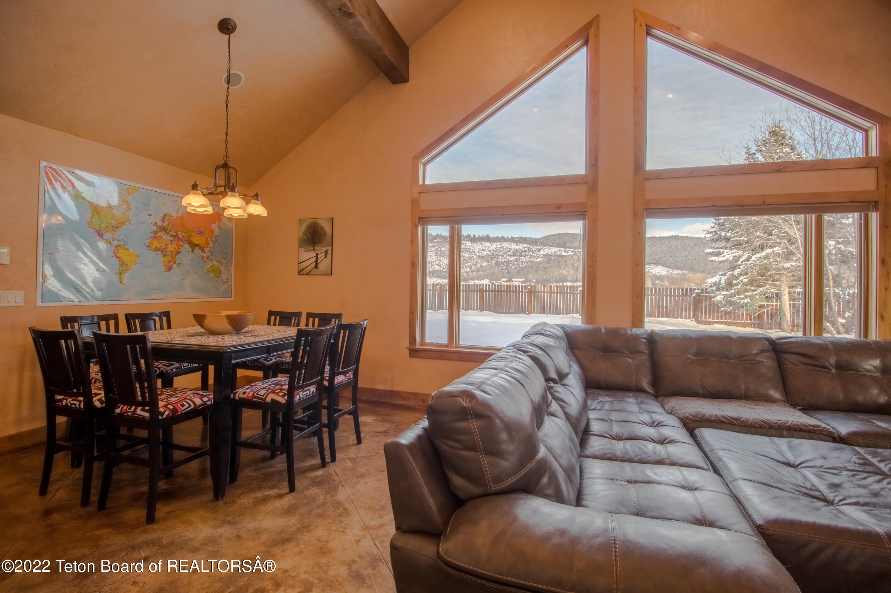 Victor, Idaho 83455, United States, 7 Bedrooms Bedrooms, ,4 BathroomsBathrooms,Residential,Pending,53722