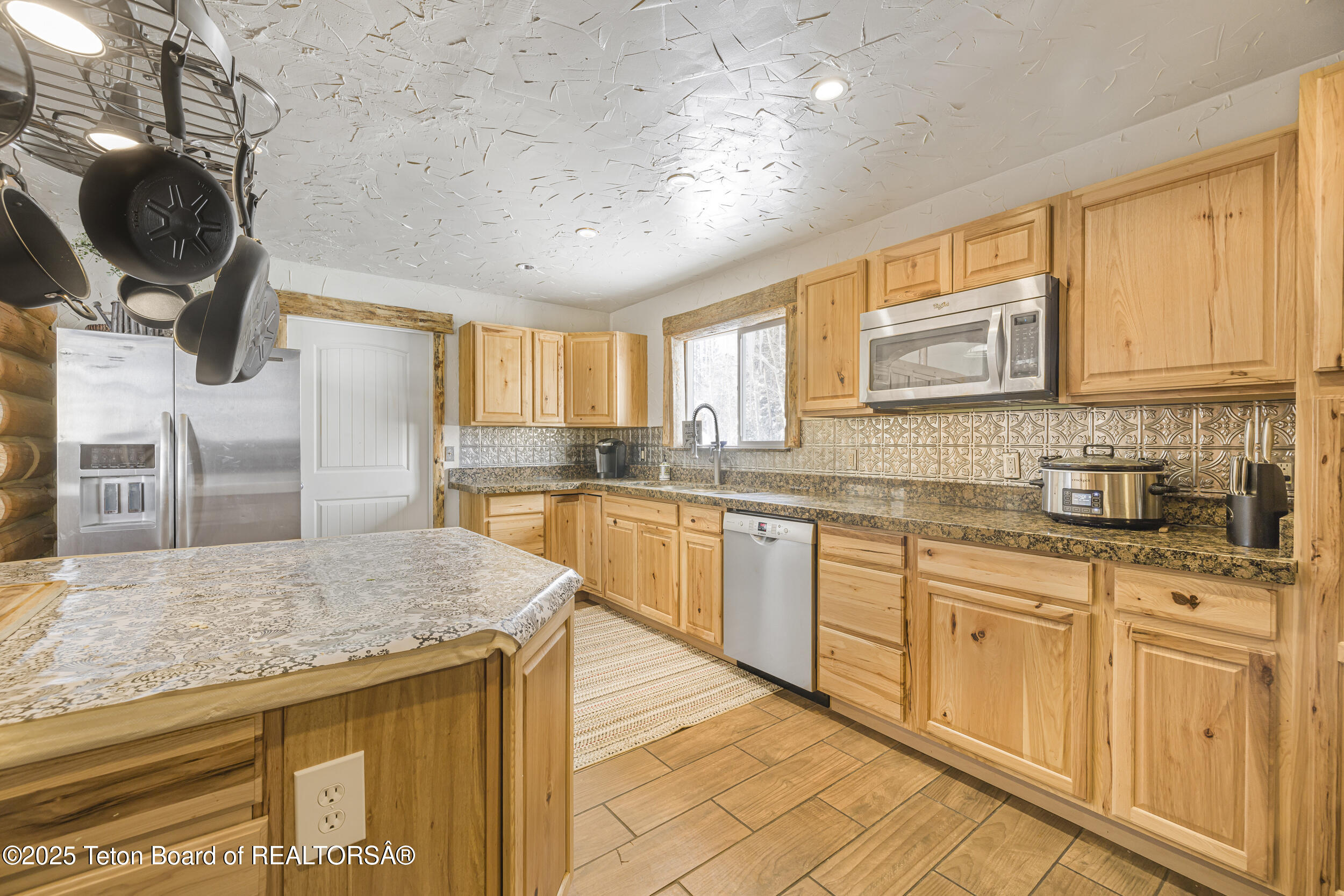 Daniel, Wyoming 83115, United States, ,4 BathroomsBathrooms,Residential,Active,166039