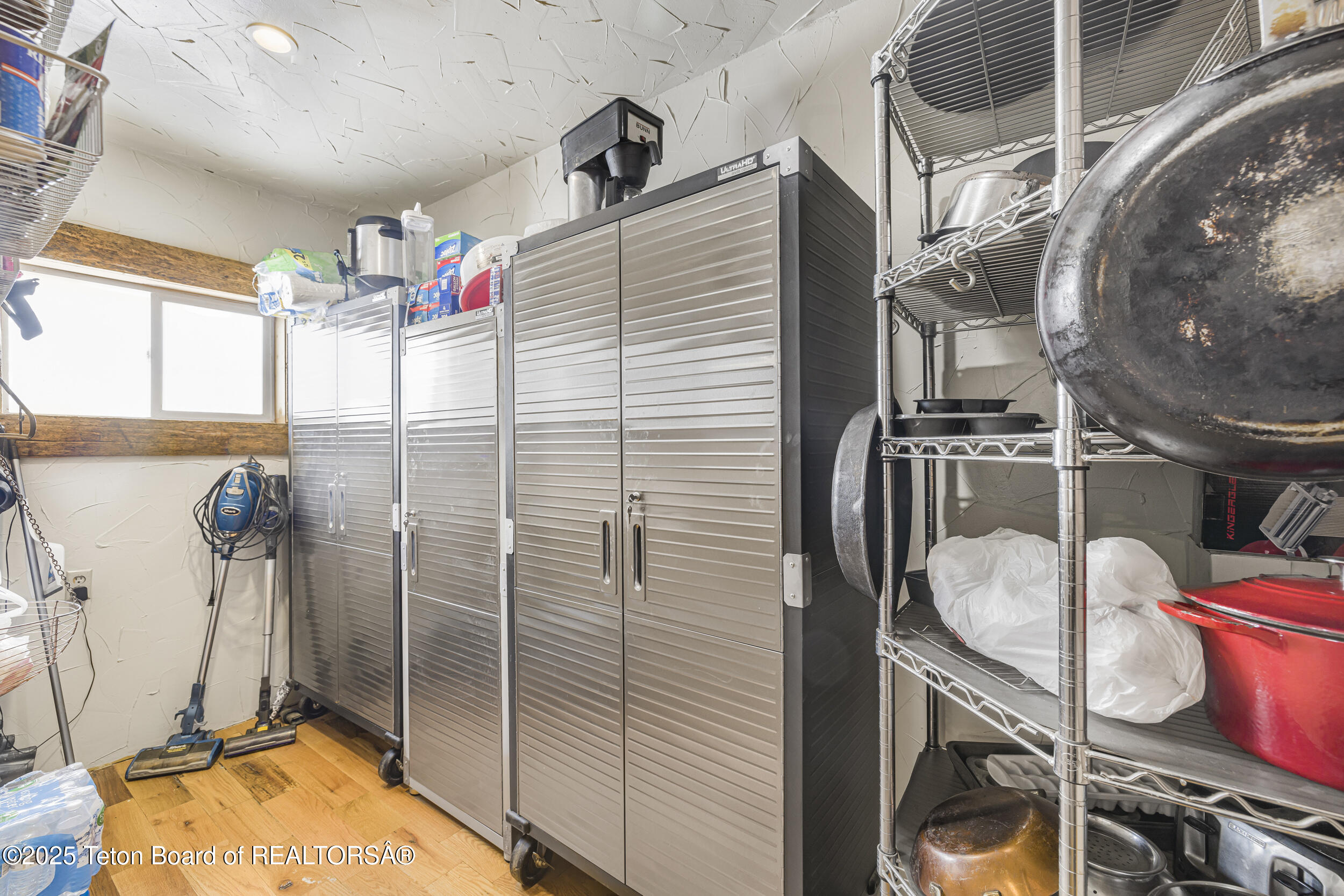 Daniel, Wyoming 83115, United States, ,4 BathroomsBathrooms,Residential,Active,166039