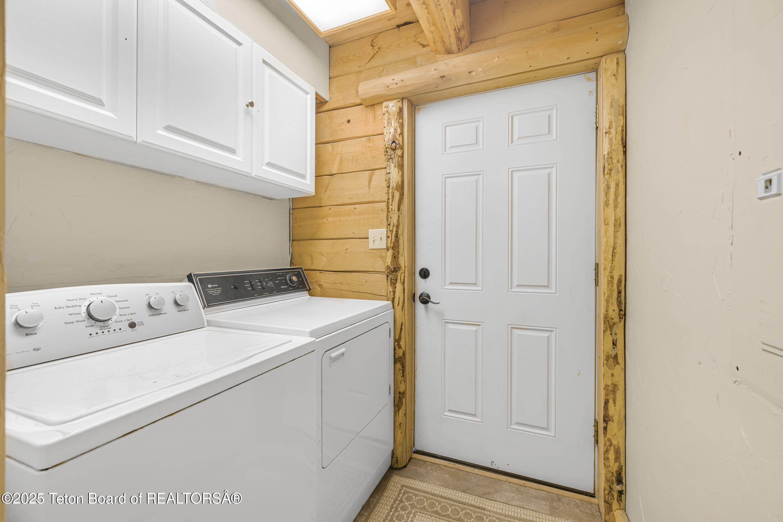 Daniel, Wyoming 83115, United States, ,4 BathroomsBathrooms,Residential,Active,166039