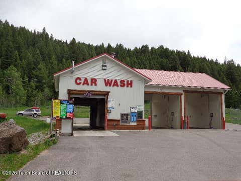 Photo of 195 TRAIL Drive, Alpine, WY 83128 (MLS # 26-2137)