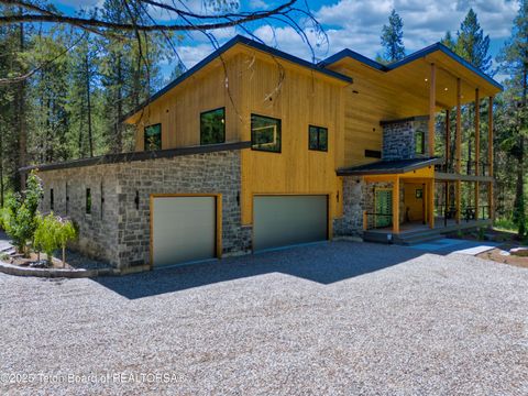 Photo of 4327 Bridger Rdg, Ashton, ID 83420 (MLS # 25-1840)