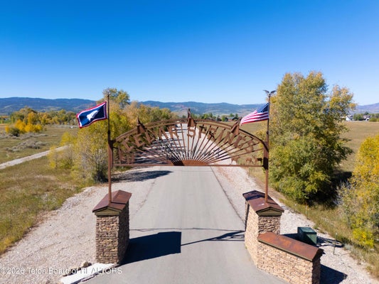 23 CEDAR SPRINGS DR, THAYNE, WY 83127 - Image a2bba4c11143534dd4c17dda11342cdb/854564396