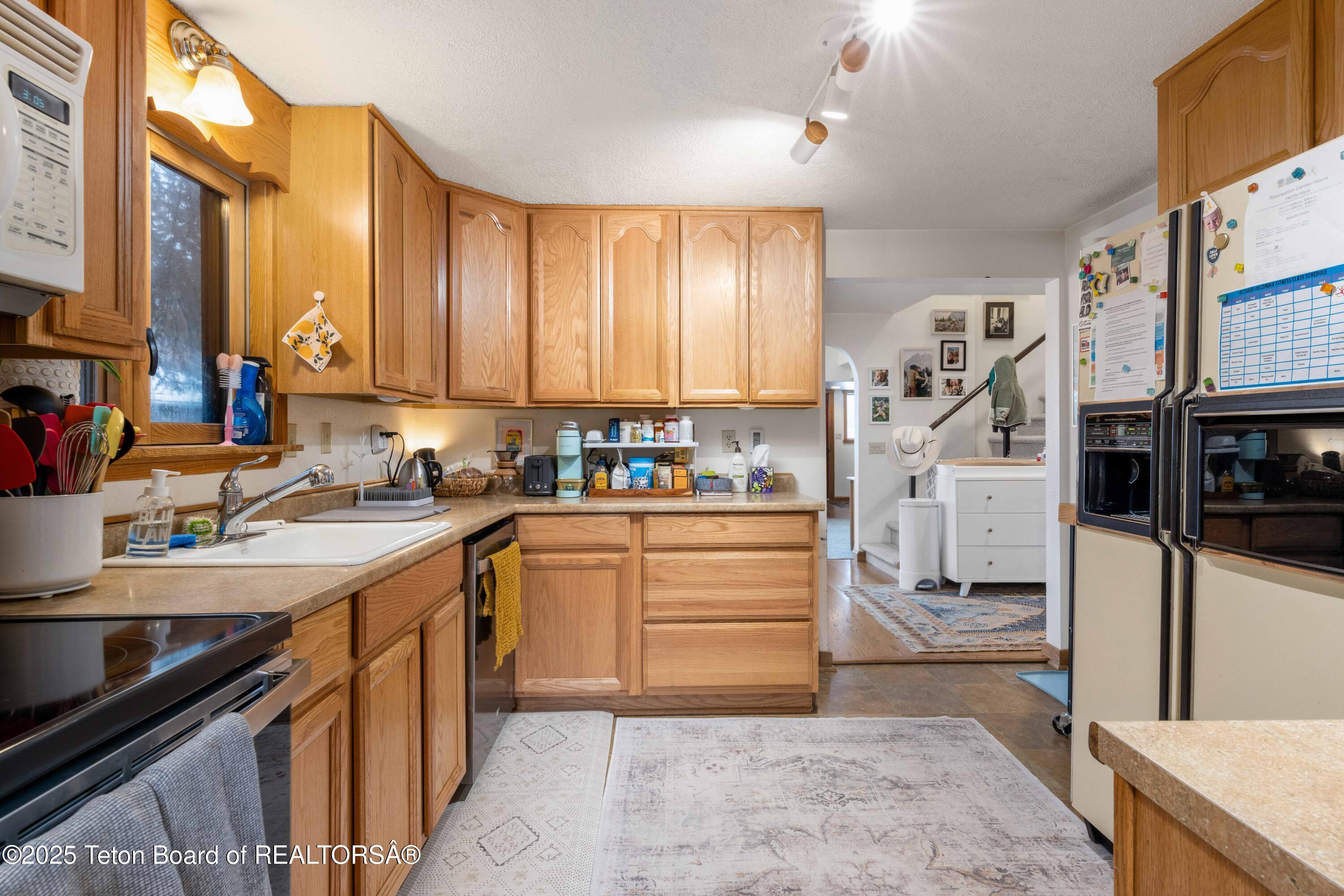 Jackson, Wyoming 83001, United States, 2 Bedrooms Bedrooms, ,2 BathroomsBathrooms,Residential,Active,19273