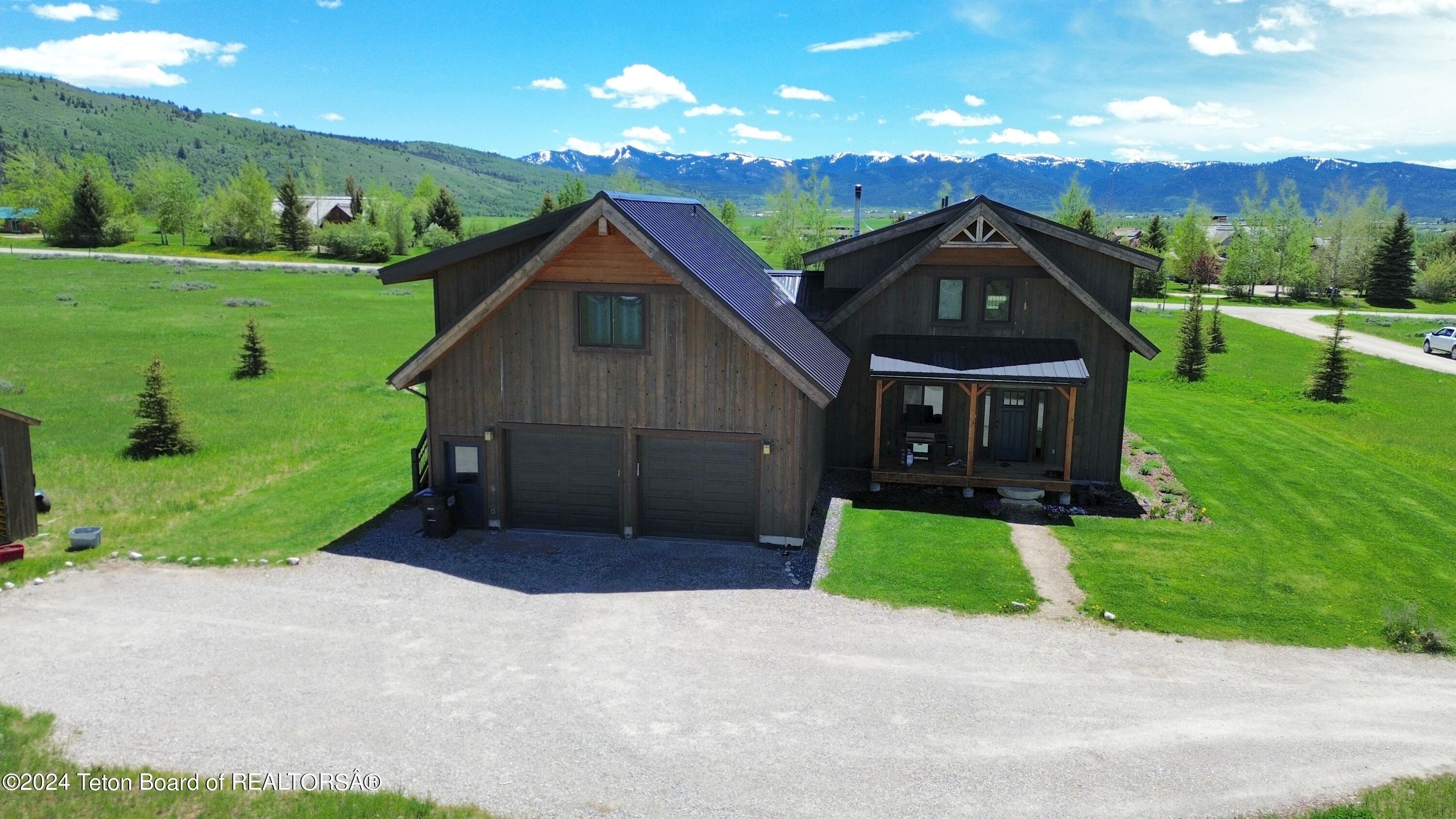 Victor, Idaho 83455, United States, 5 Bedrooms Bedrooms, ,3 BathroomsBathrooms,Residential,Active,55943