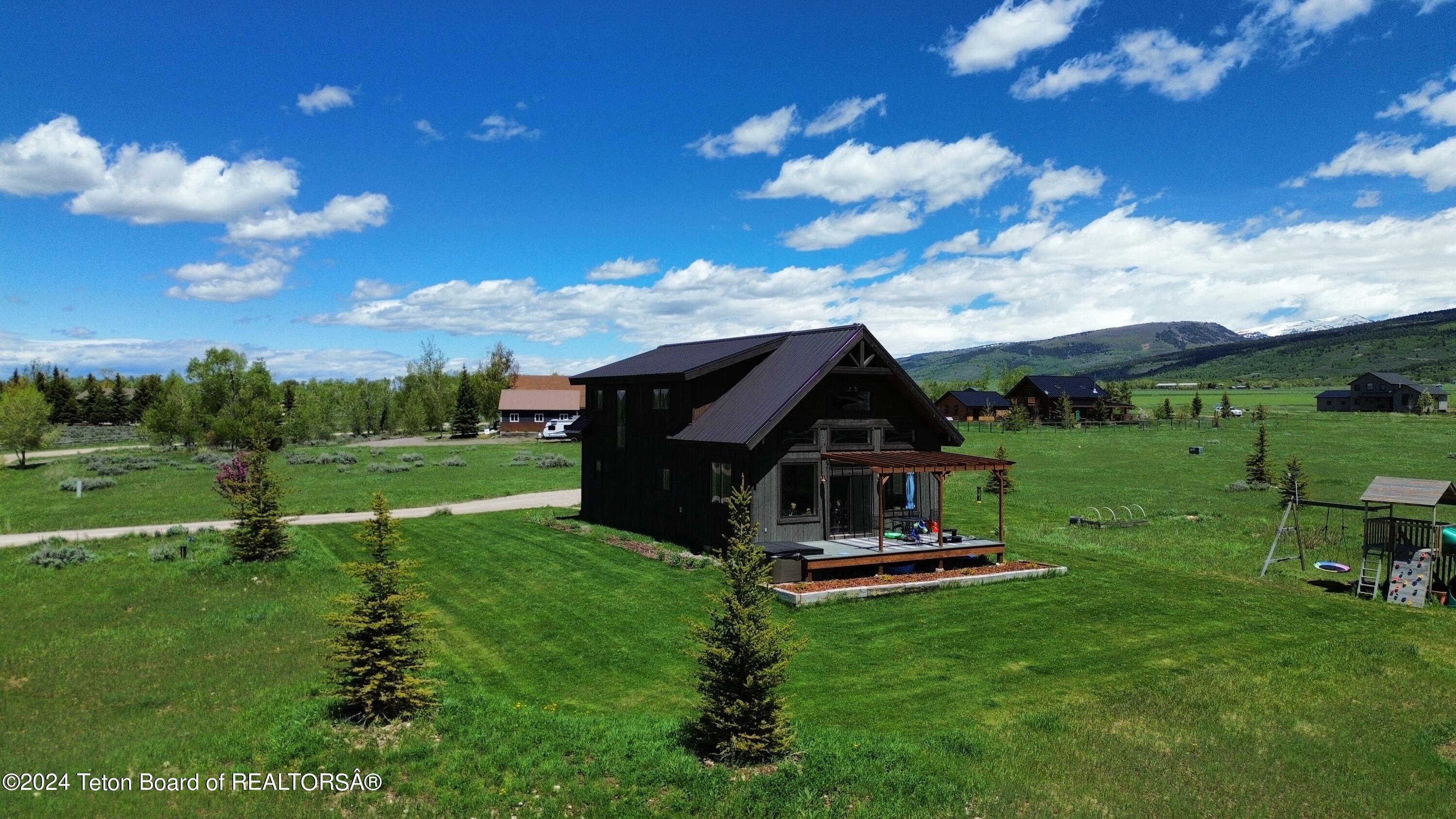 Victor, Idaho 83455, United States, 5 Bedrooms Bedrooms, ,3 BathroomsBathrooms,Residential,Active,55943