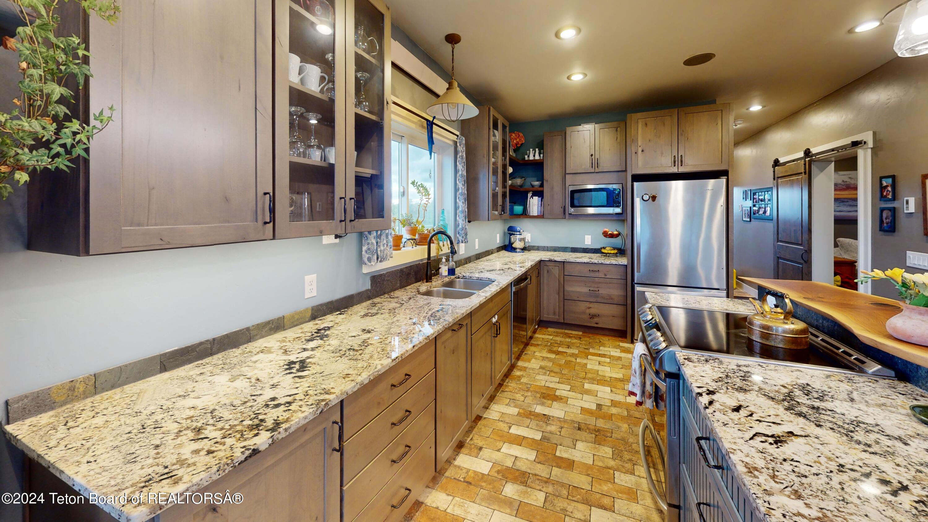 Victor, Idaho 83455, United States, 5 Bedrooms Bedrooms, ,3 BathroomsBathrooms,Residential,Active,55943