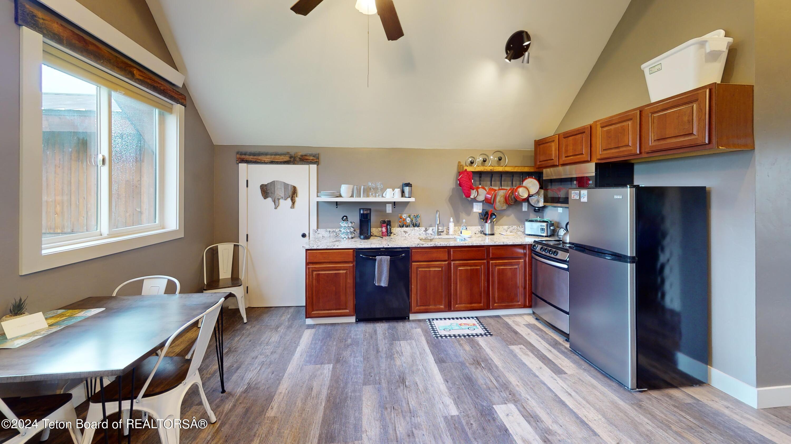 Victor, Idaho 83455, United States, 5 Bedrooms Bedrooms, ,3 BathroomsBathrooms,Residential,Active,55943