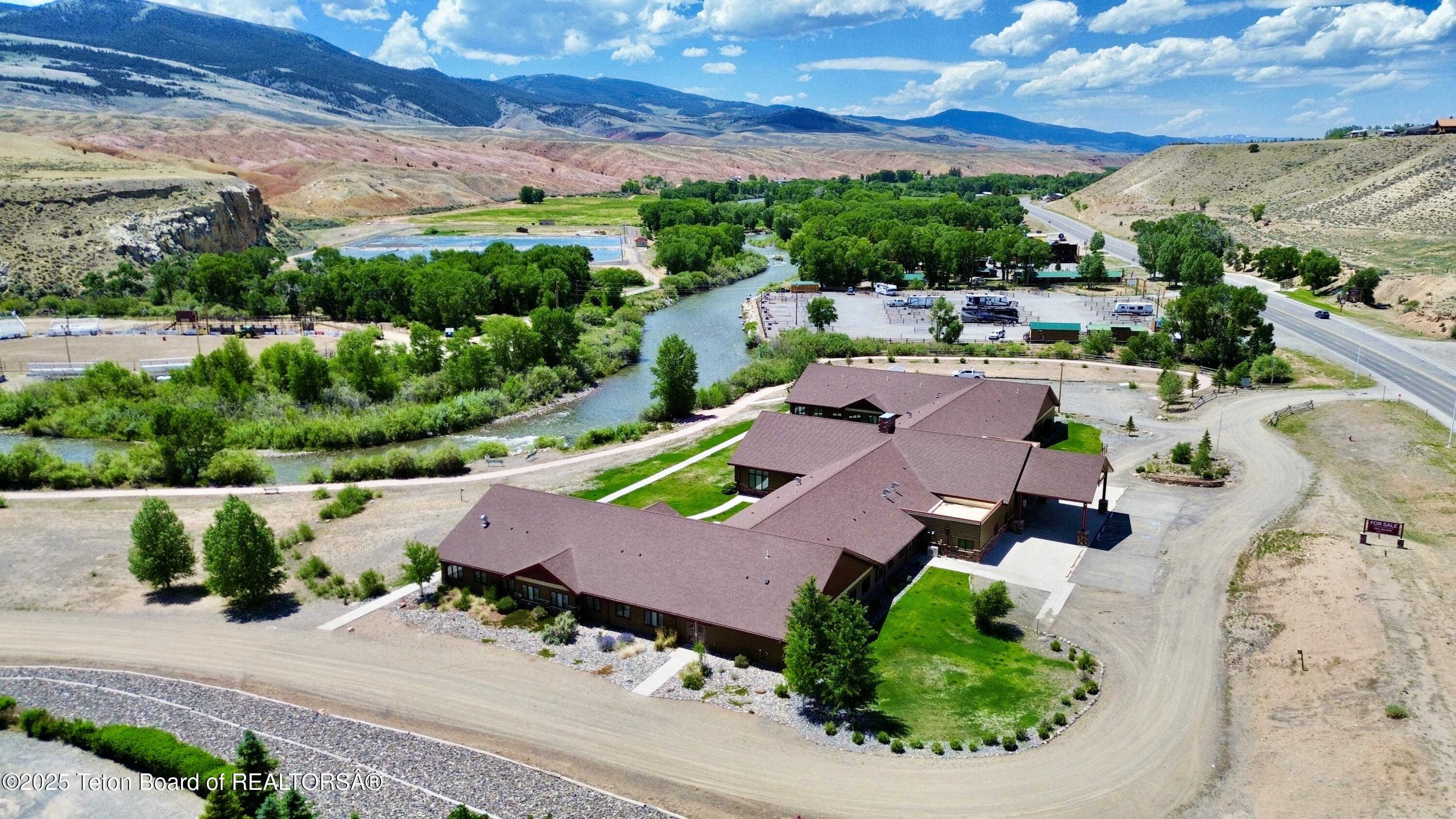 Dubois, Wyoming 82513, United States, ,Commercial,Active,122758