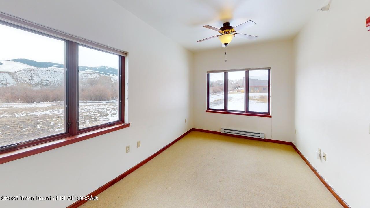 Dubois, Wyoming 82513, United States, ,Commercial,Active,122758