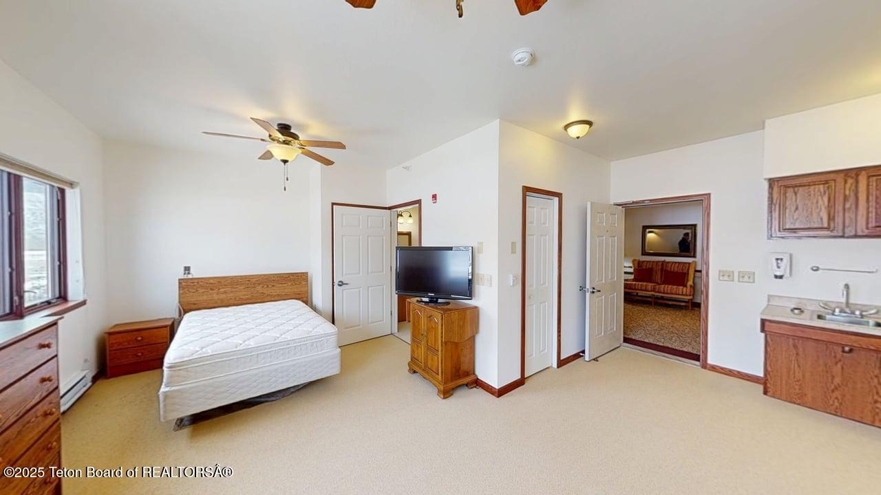 Dubois, Wyoming 82513, United States, ,Commercial,Active,122758