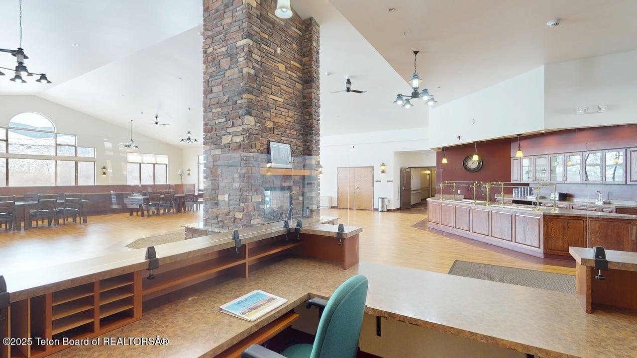 Dubois, Wyoming 82513, United States, ,Commercial,Active,122758